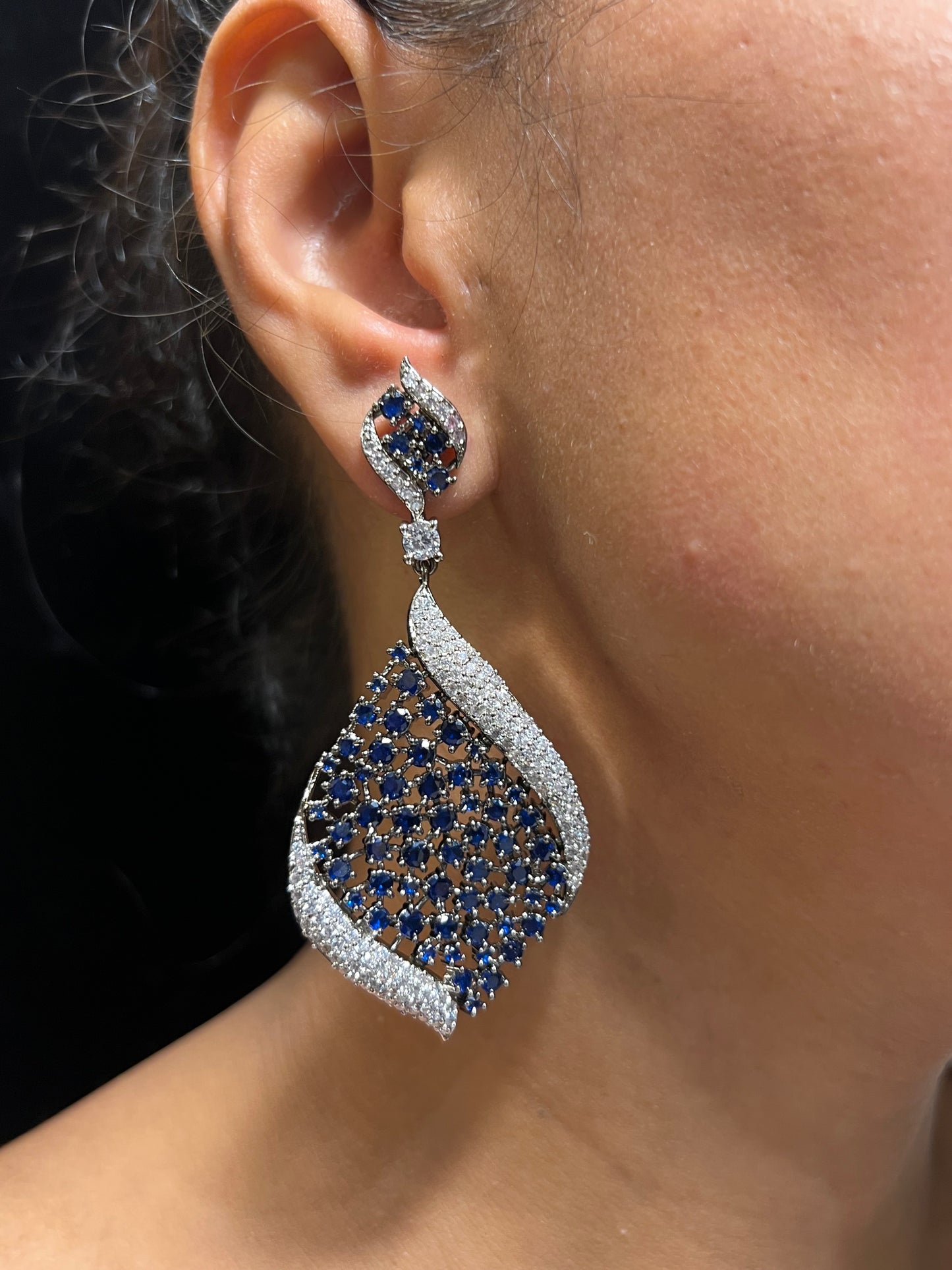 BLAIR DIAMOND EARRING E-1072