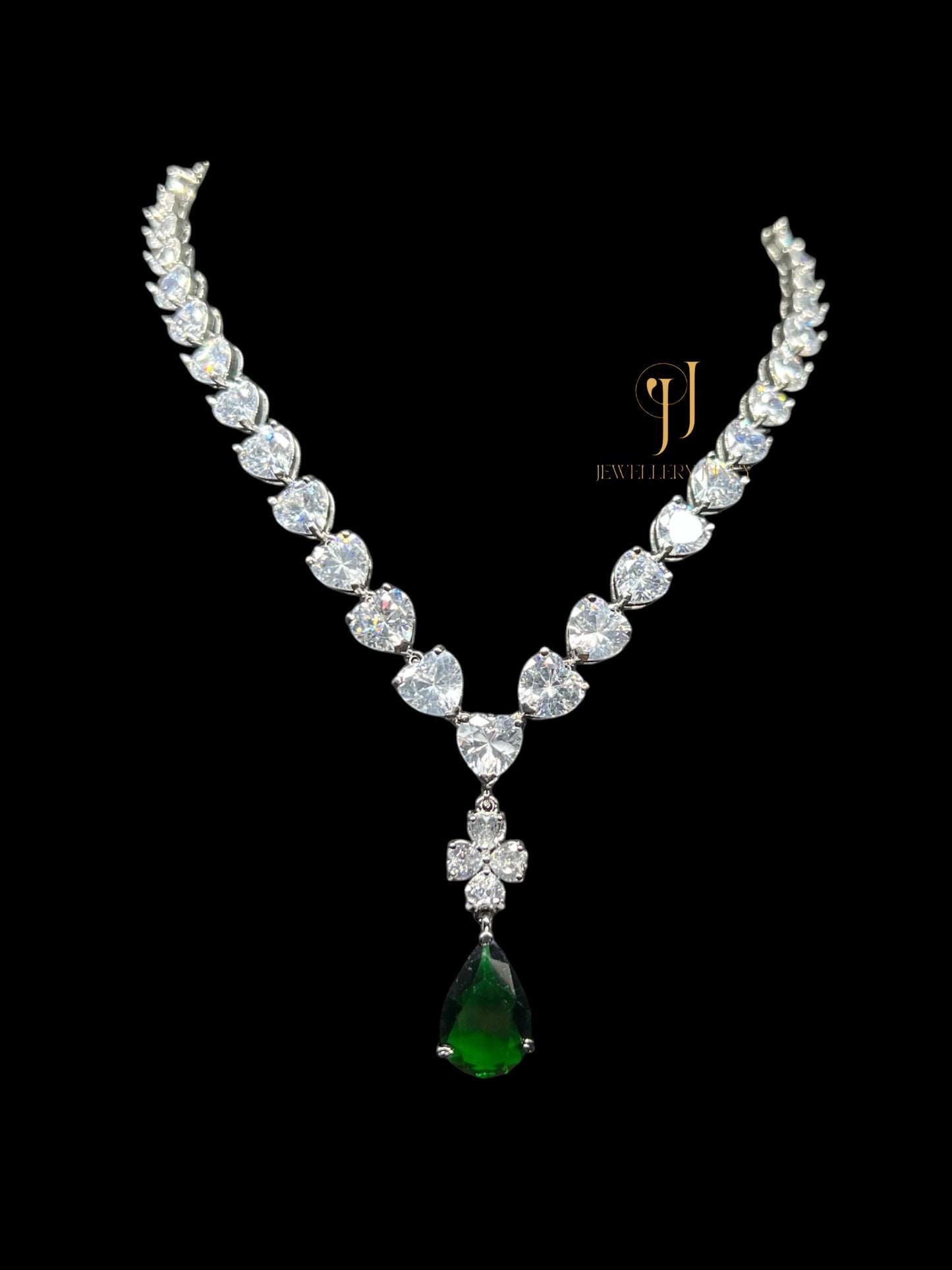 DESTINY DIAMOND NECKLACE N-1067
