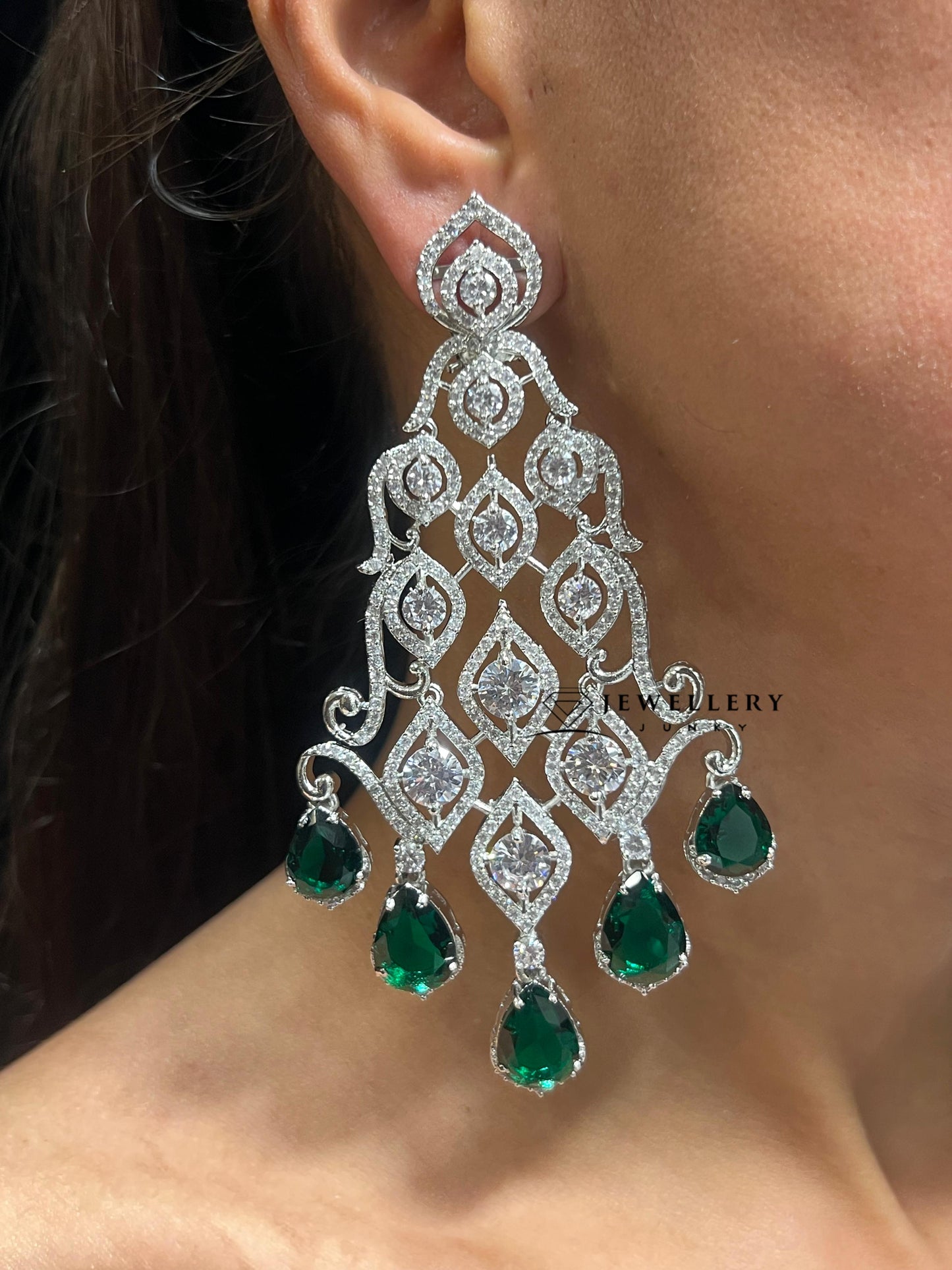 KENIA DIAMOND EARRING E-1448