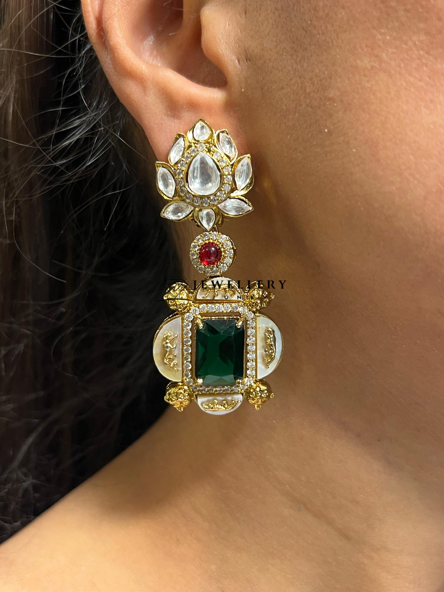 HAFSNAH KUNDAN NECKLACE N-1544