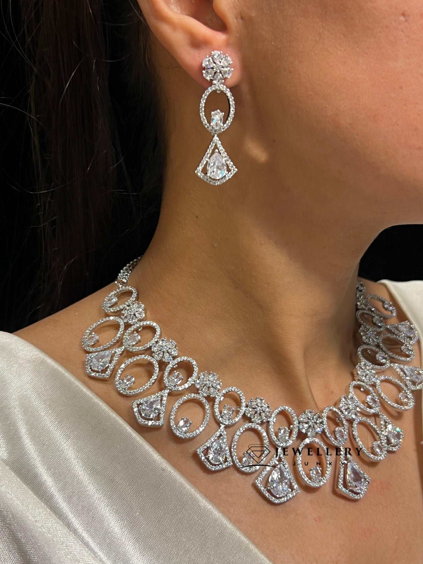 MALIYAH DIAMOND NECKLACE N-1492