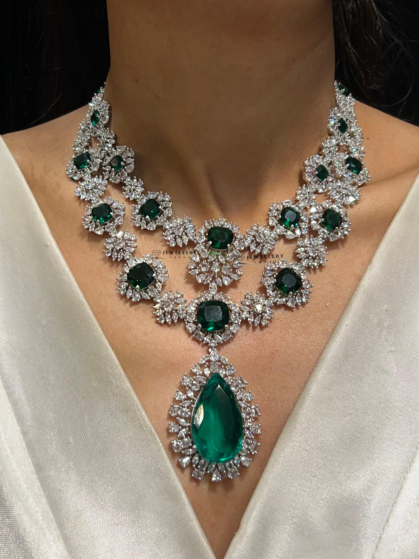 NOLA DIAMOND NECKLACE