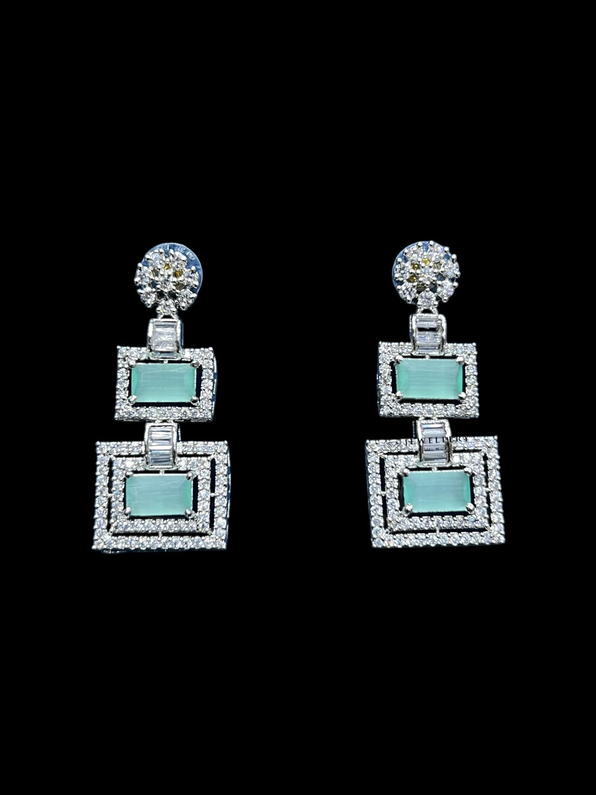 NOEMI DIAMOND NECKLACE