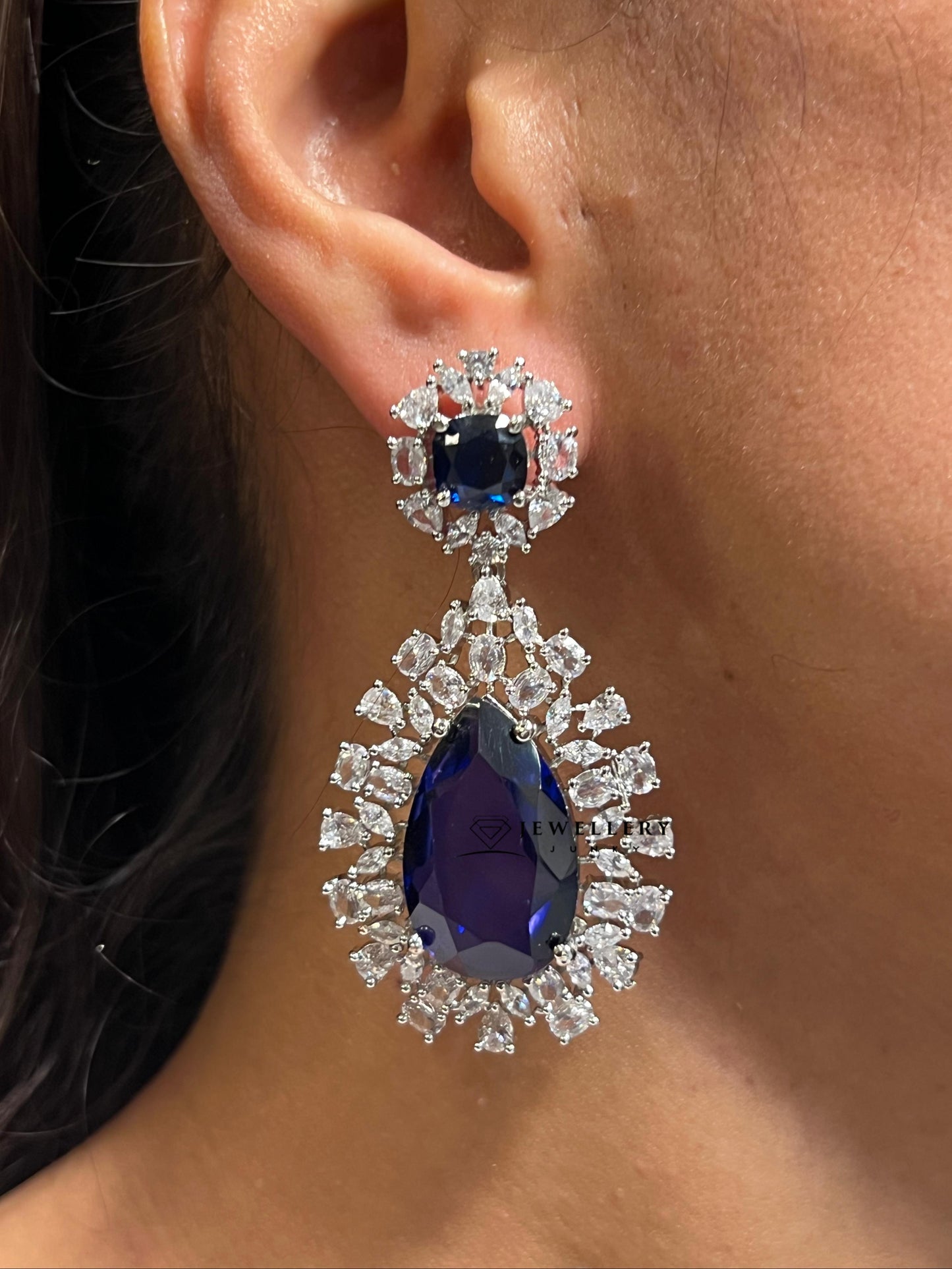 NOLA DIAMOND NECKLACE