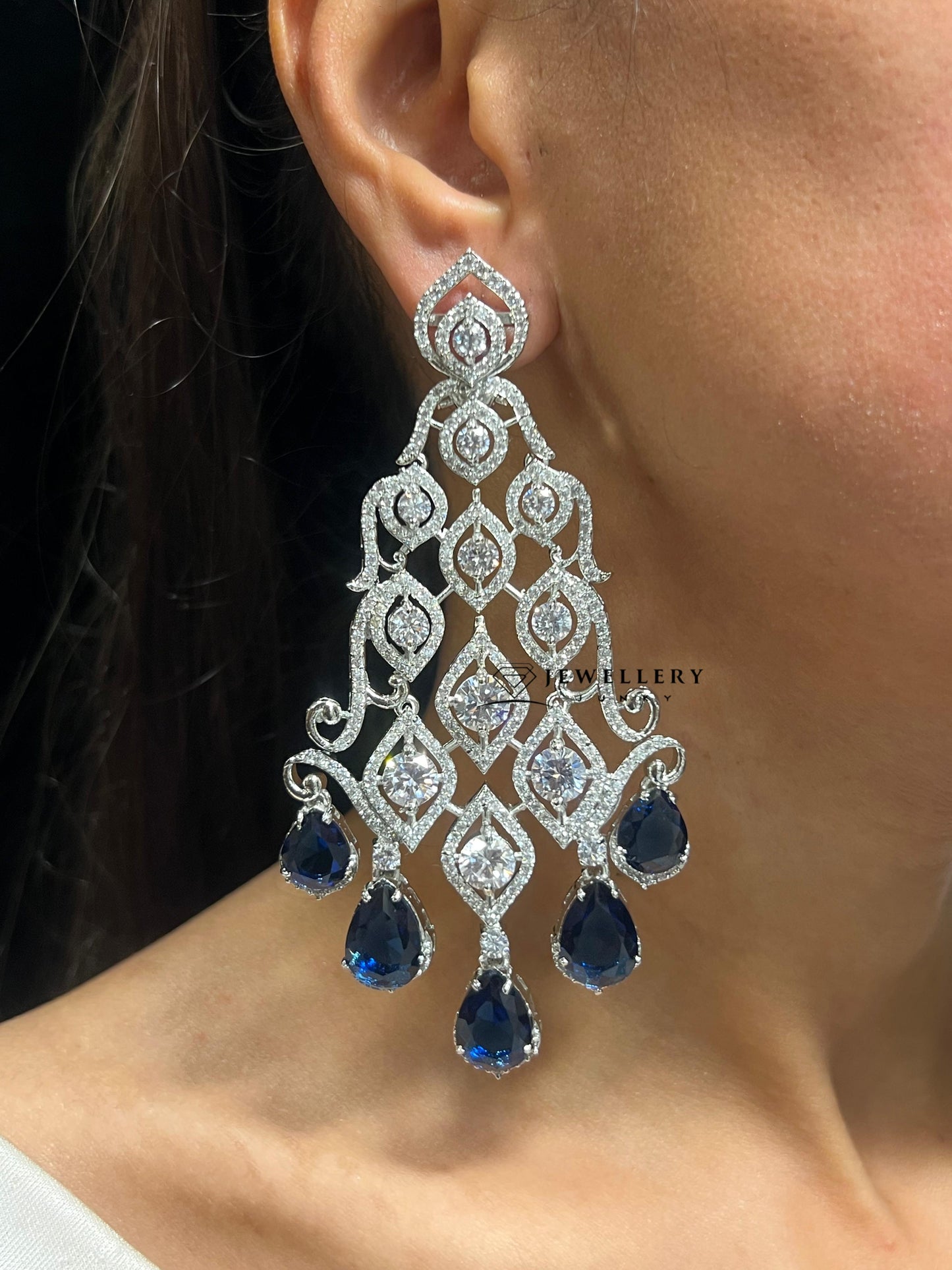 KENIA DIAMOND EARRING E-1448