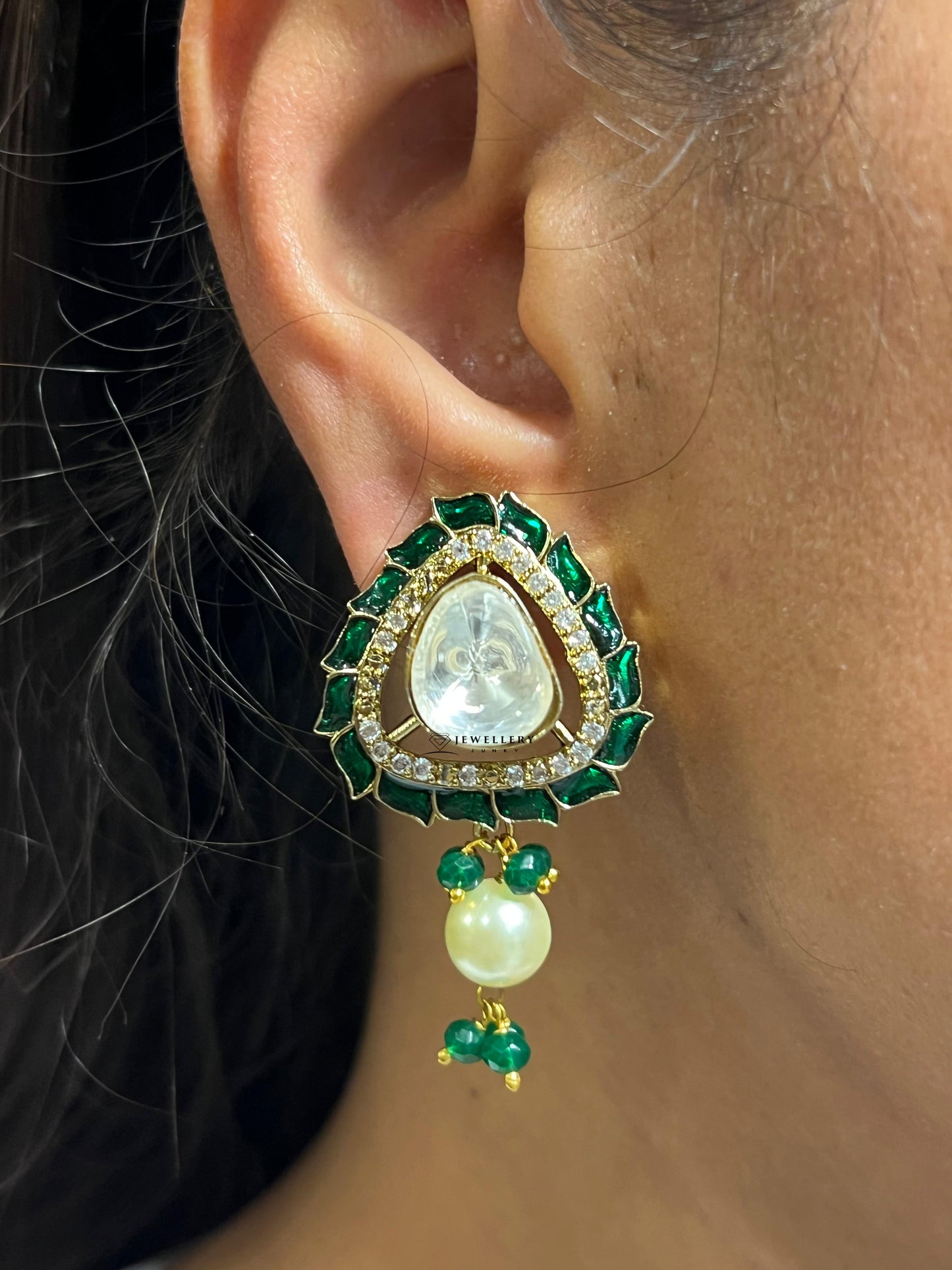 SASHA KUNDAN MOISSANITE NECKLACE