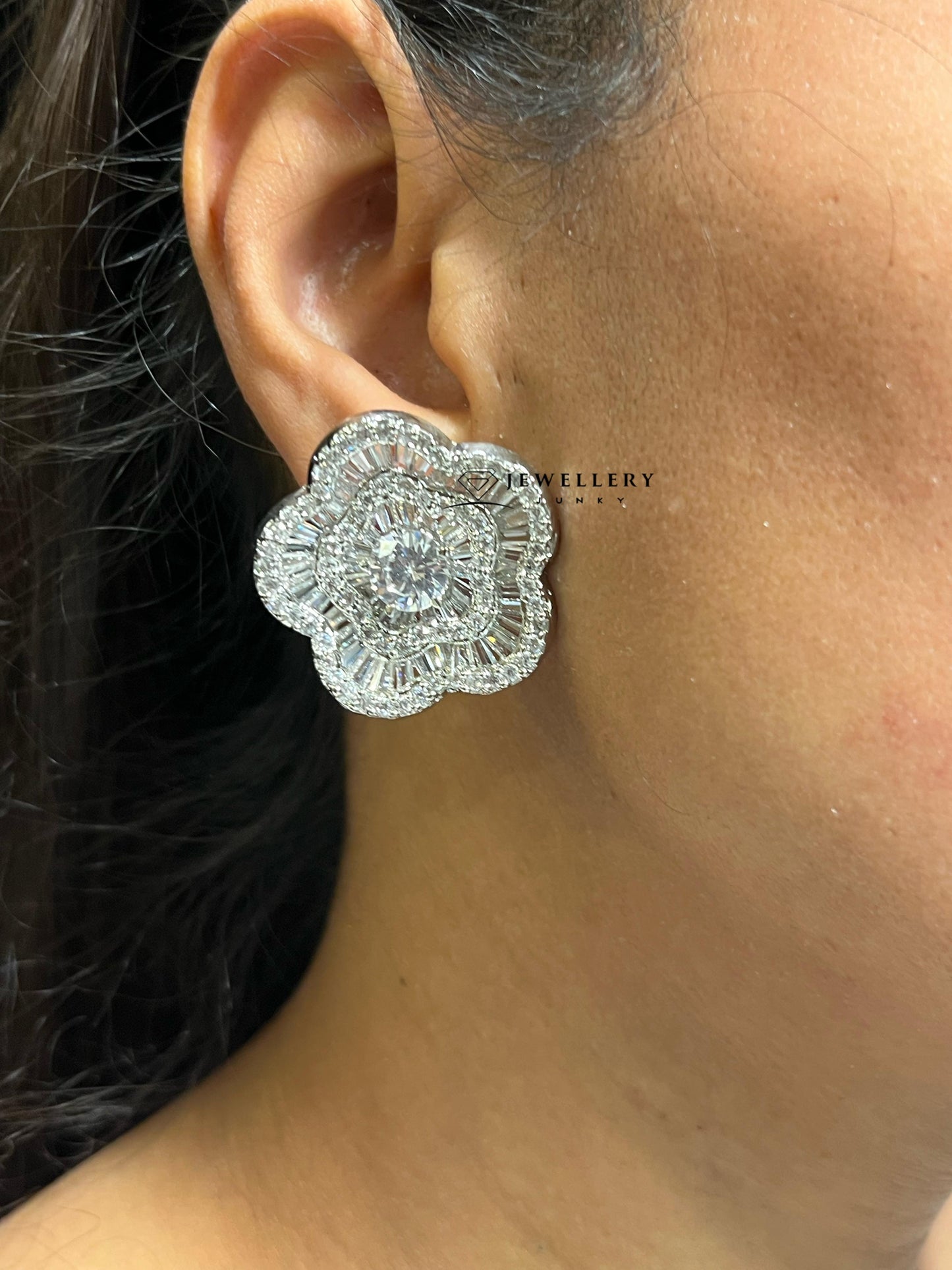 AZIZA DIAMOND NECKLACE N-1533