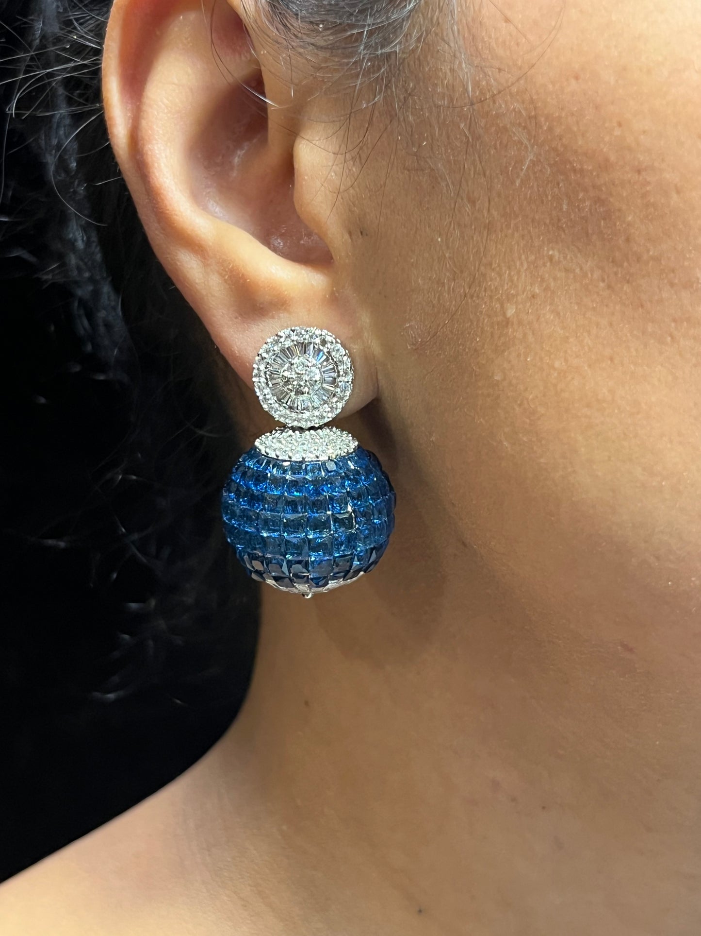 AMARA INVISIBLE DIAMOND HOOP