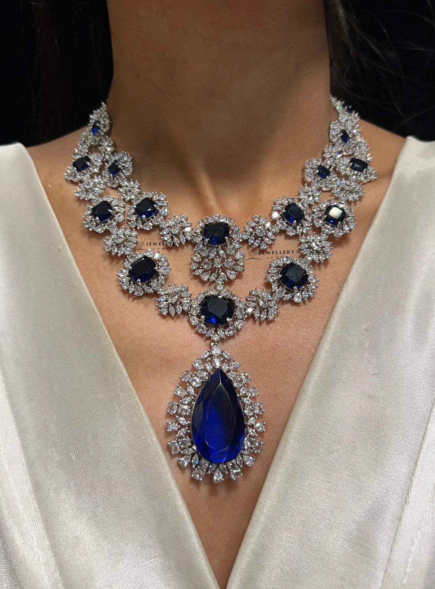 NOLA DIAMOND NECKLACE