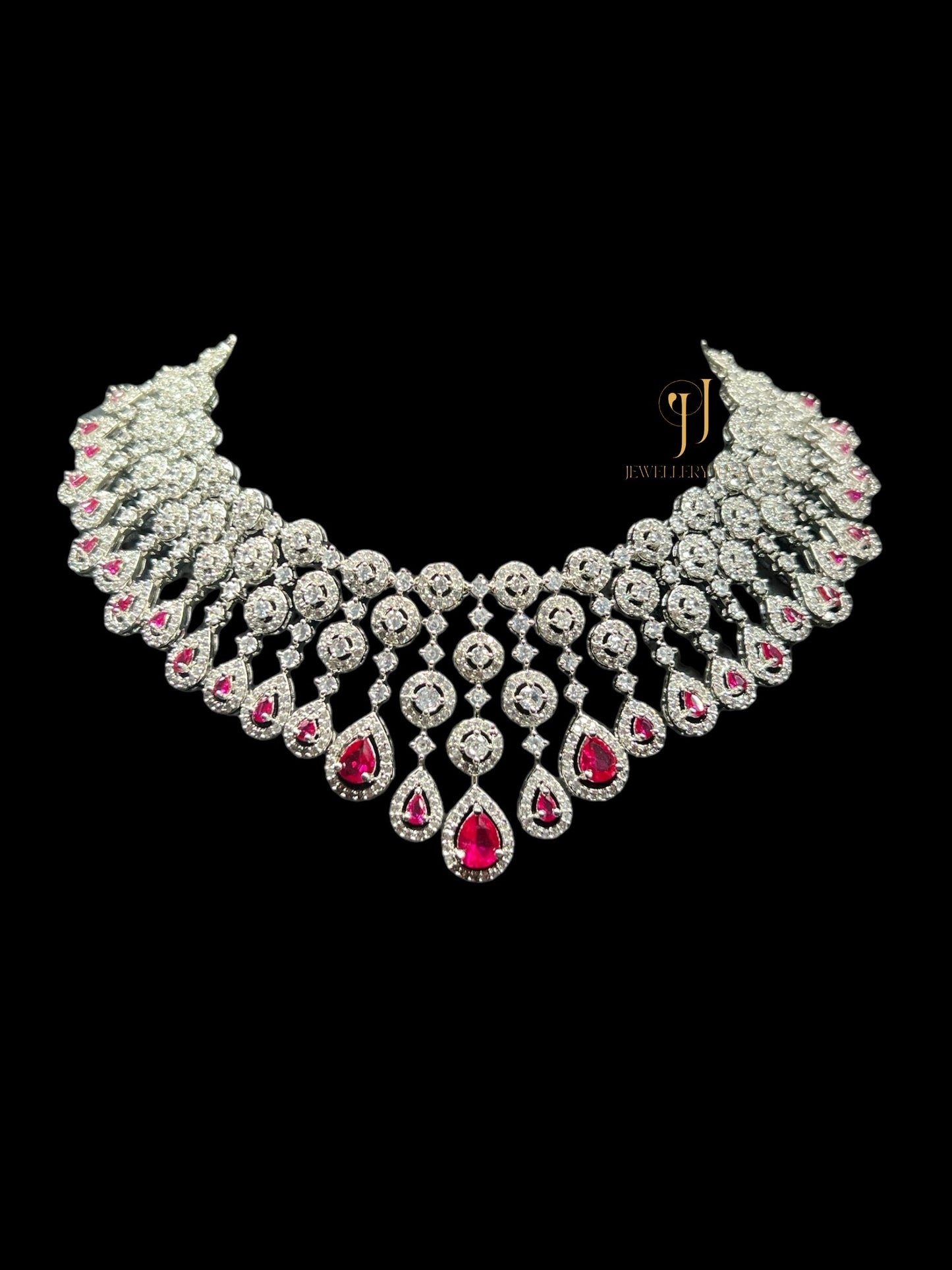 DELPHI DIAMOND NECKLACE N-1066