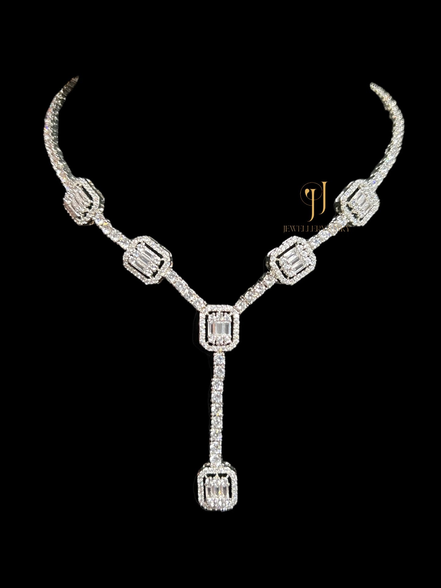 DALLAS DIAMOND NECKLACE N-1060