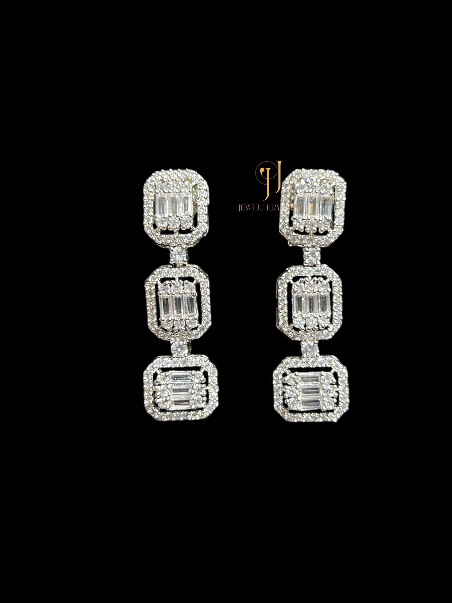 CHRISTA DIAMOND NECKLACE N-1058