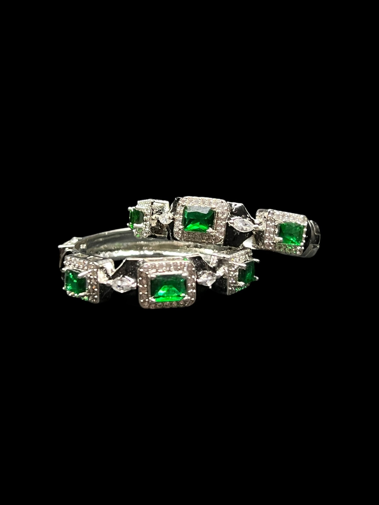 RAYA DIAMOND HOOP EARRING