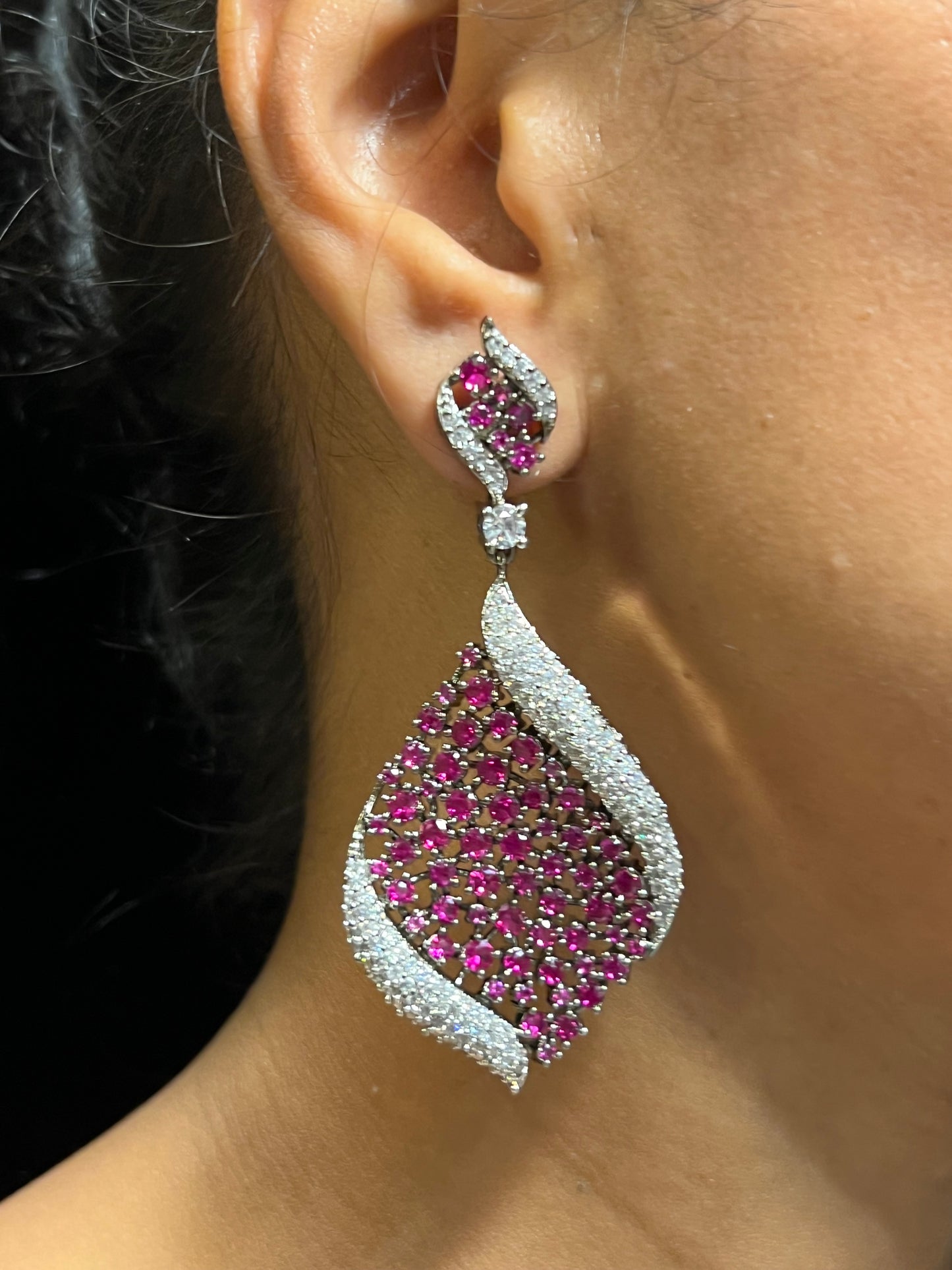 BLAIR DIAMOND EARRING E-1072