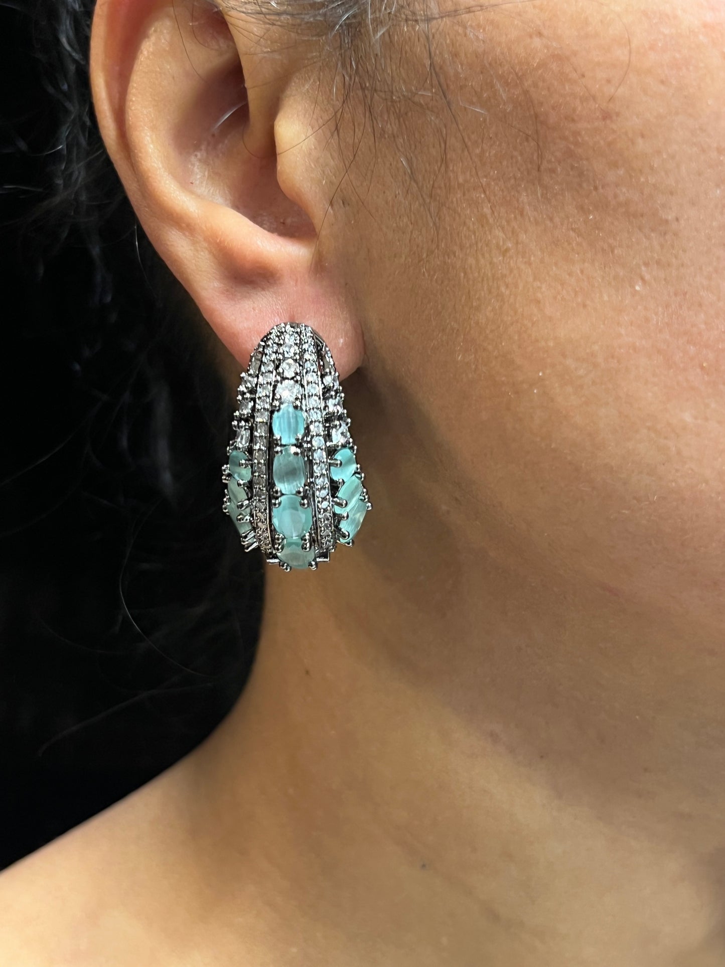 MIA DIAMOND HOOP EARRING