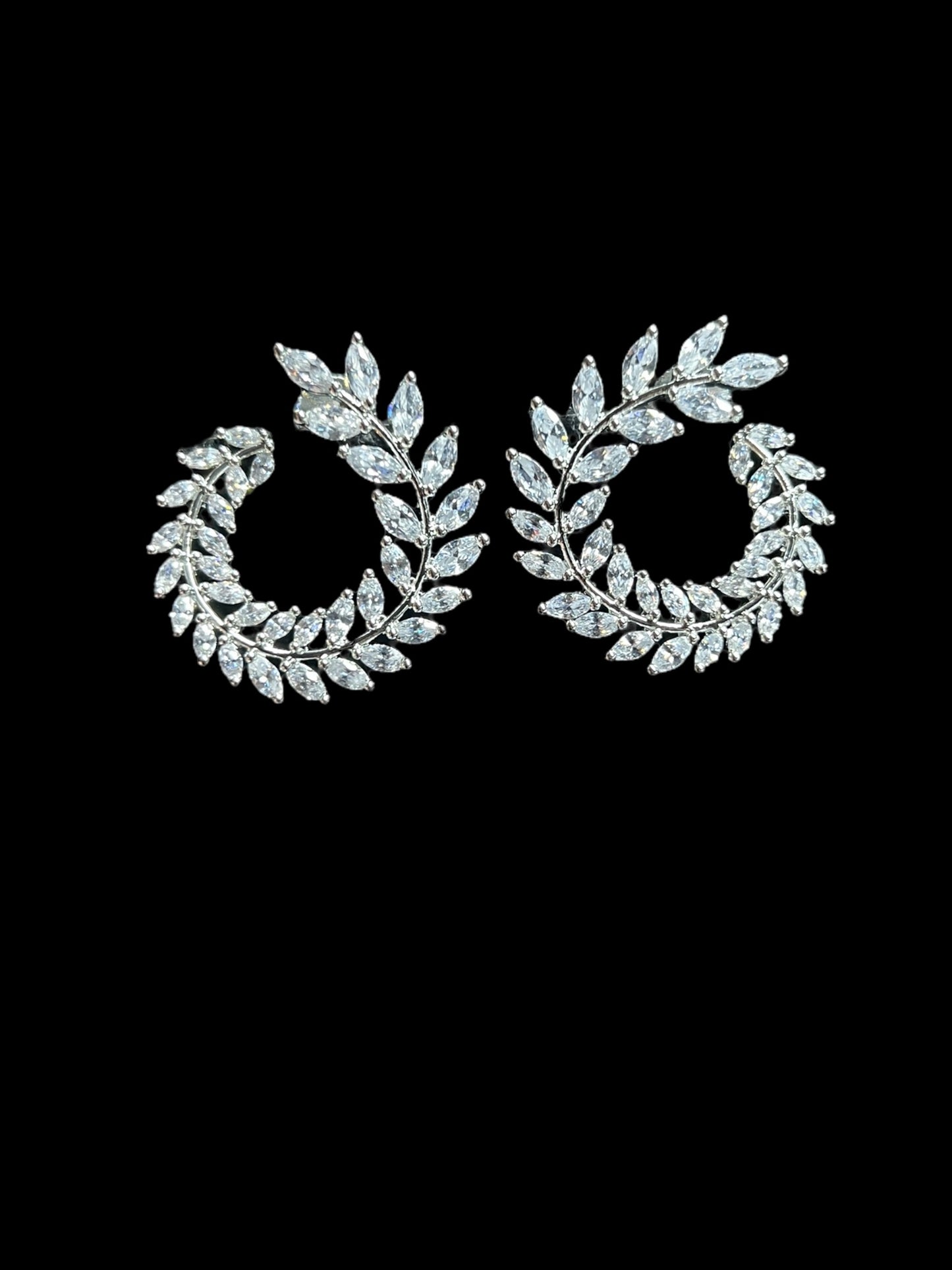 DARLE DIAMOND NECKLACE N-1062