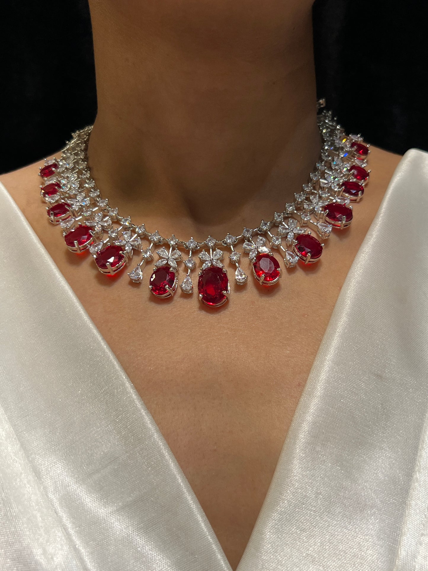 MADHURI DIAMOND NECKLACE