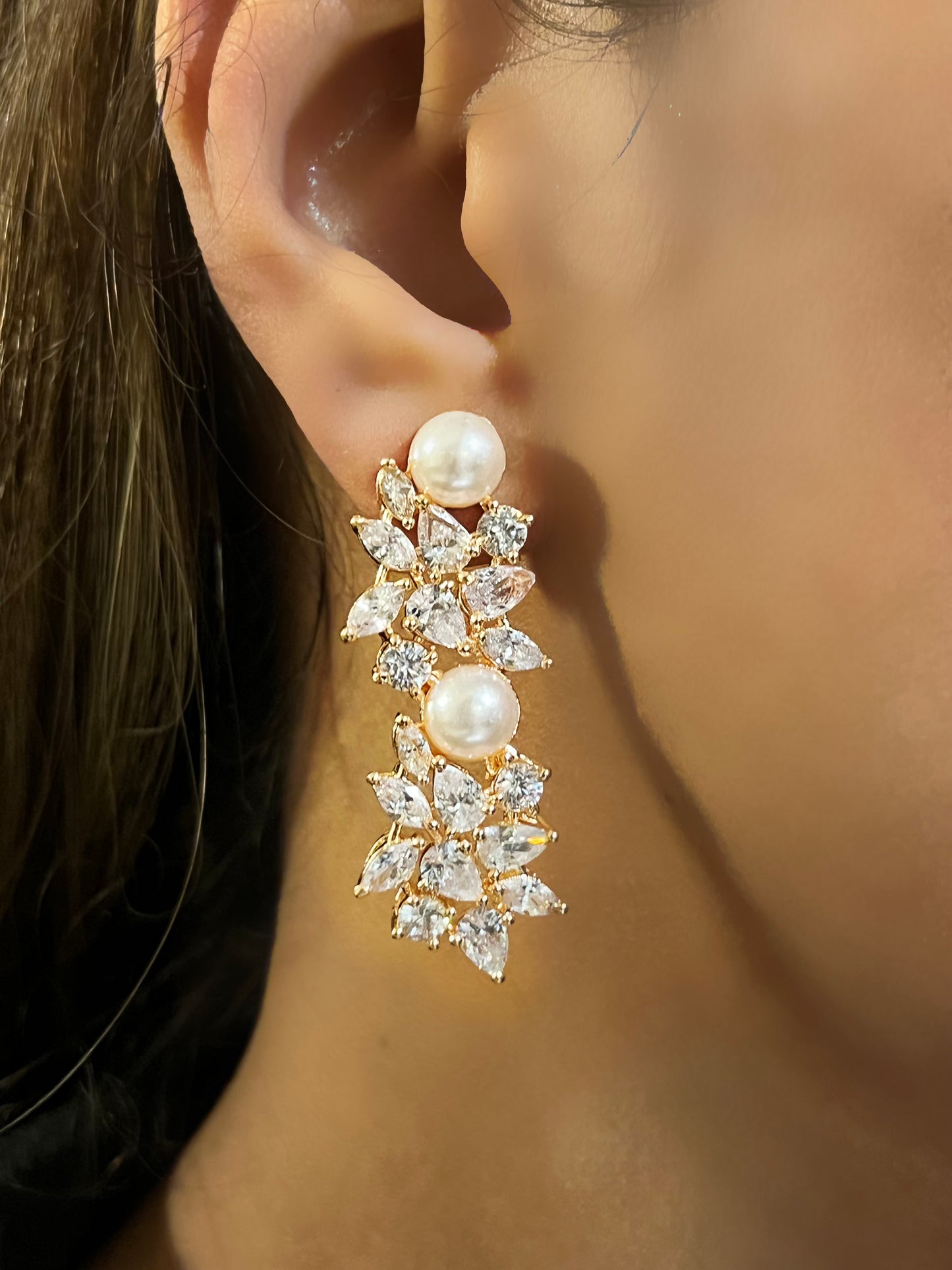 EZRA DIAMOND PEARL NECKLACE