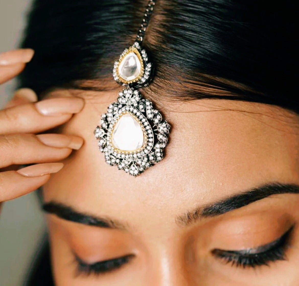 Liza Victorian Kundan Necklace