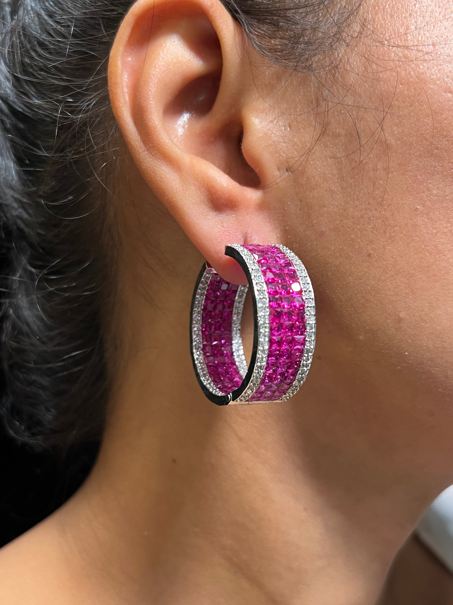 AZURA DIAMOND INVISIBLE HOOPS E-1010