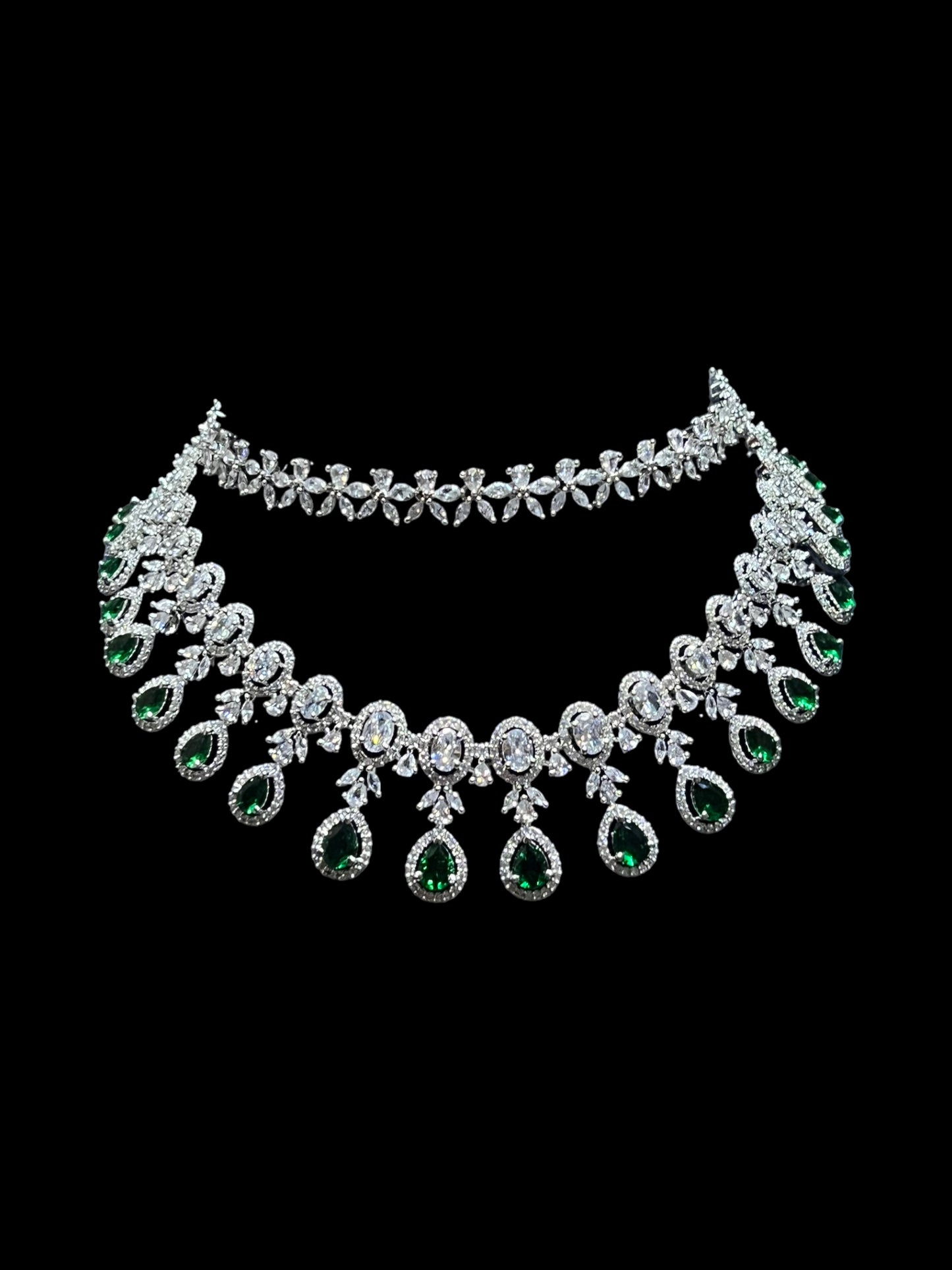 GIZA DIAMOND NECKLACE