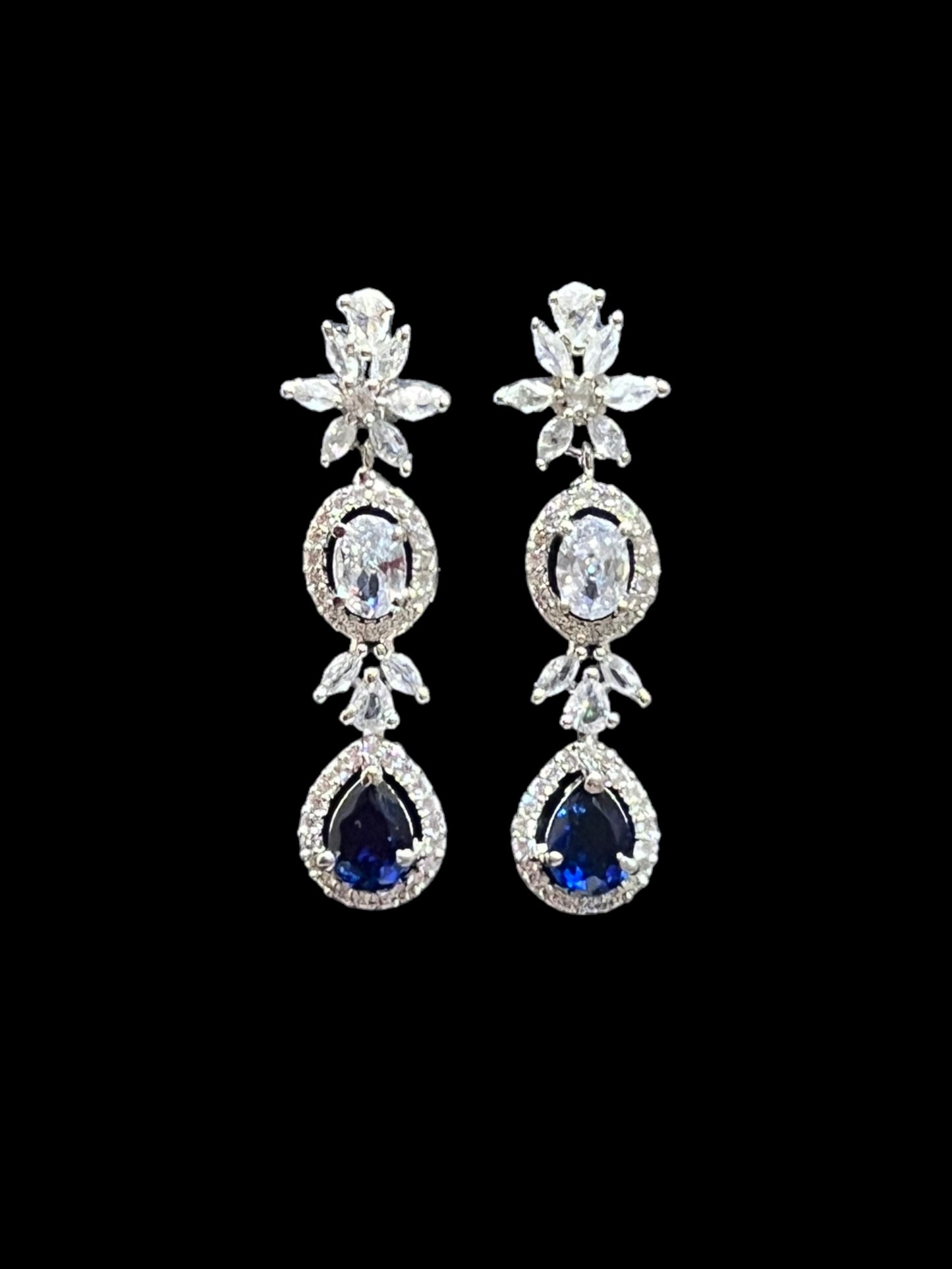 GIZA DIAMOND NECKLACE