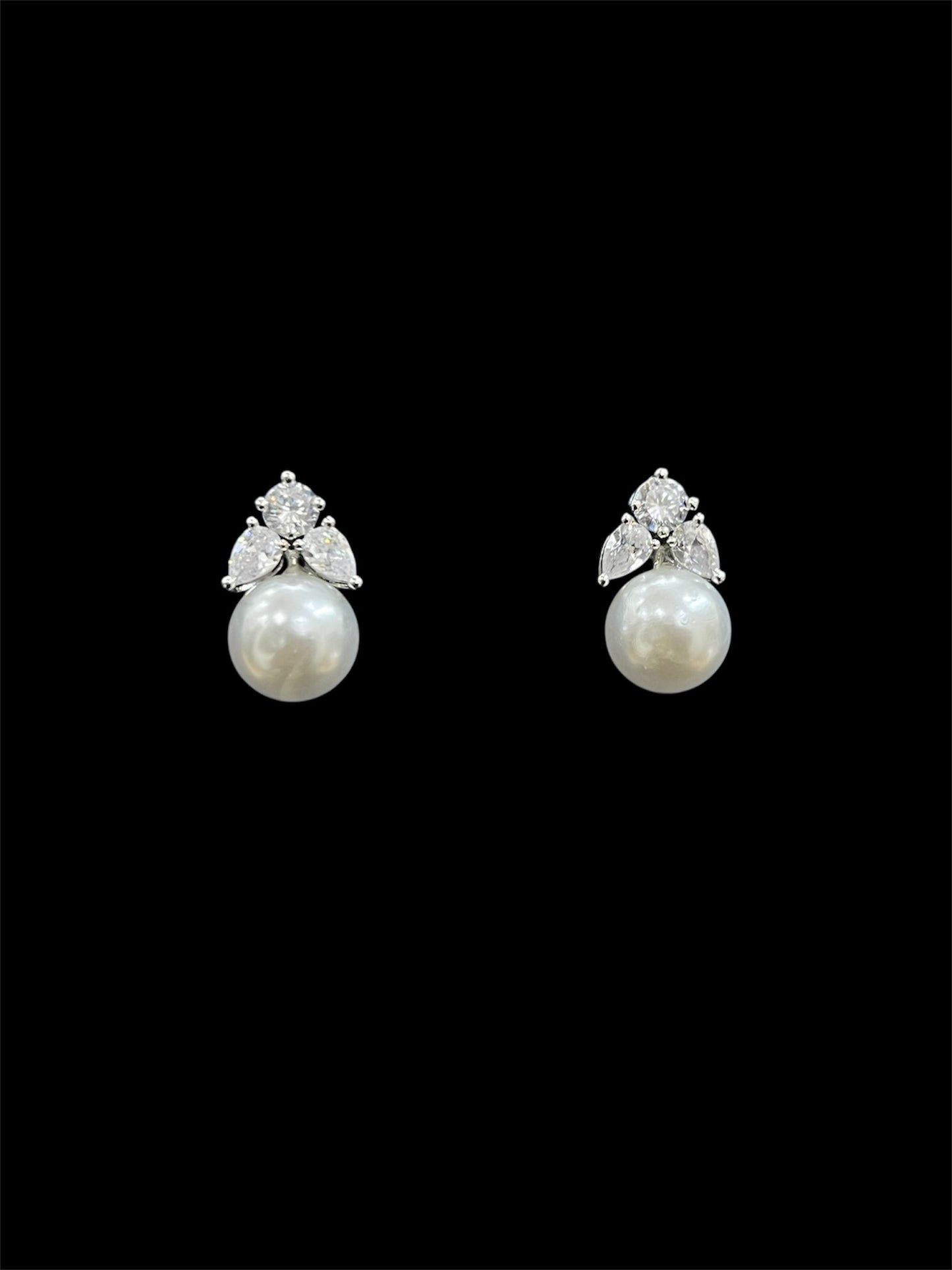 ALAN DIAMOND PEARL DROP STUD