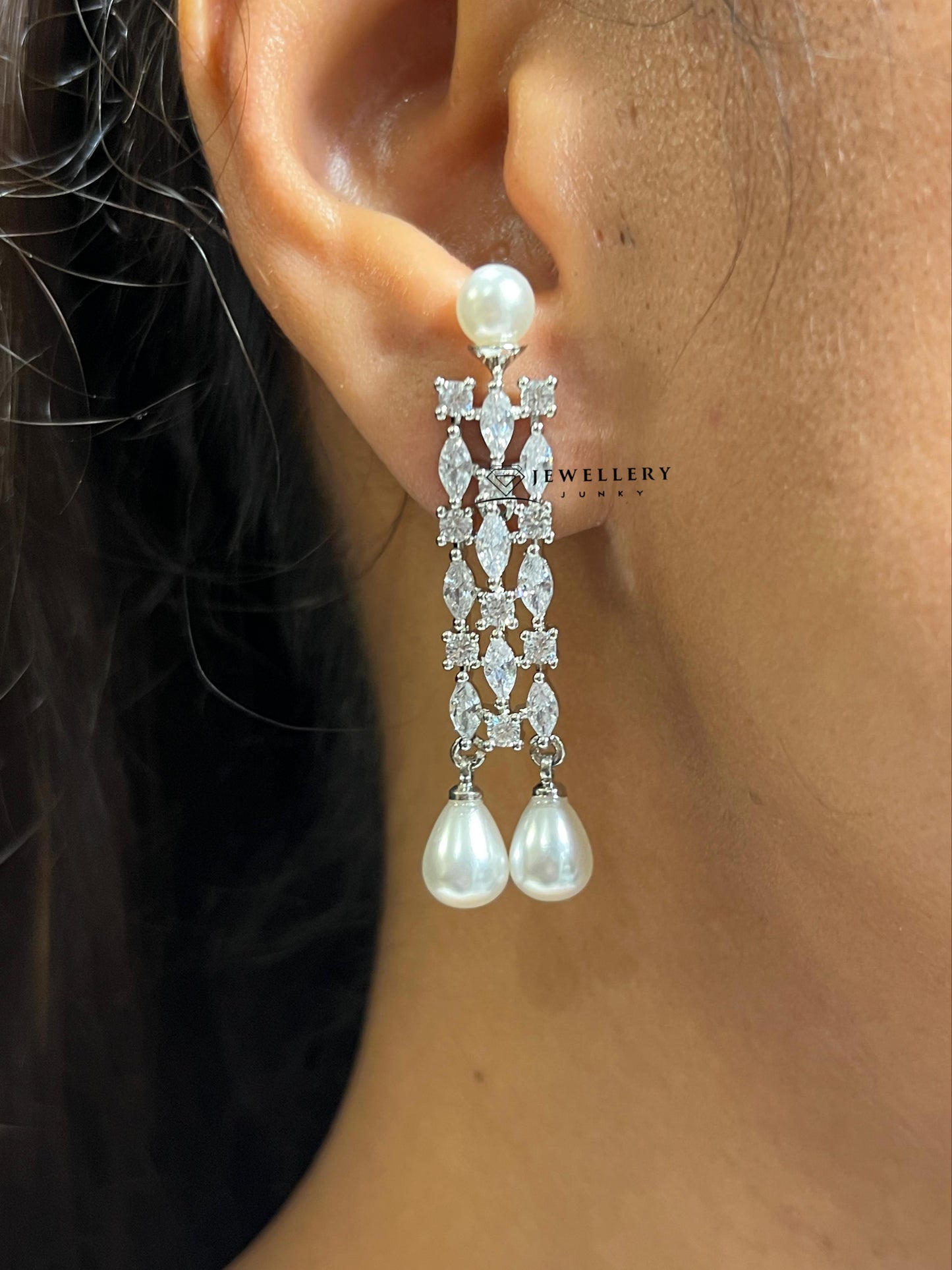 REAGAN DIAMOND NECKLACE