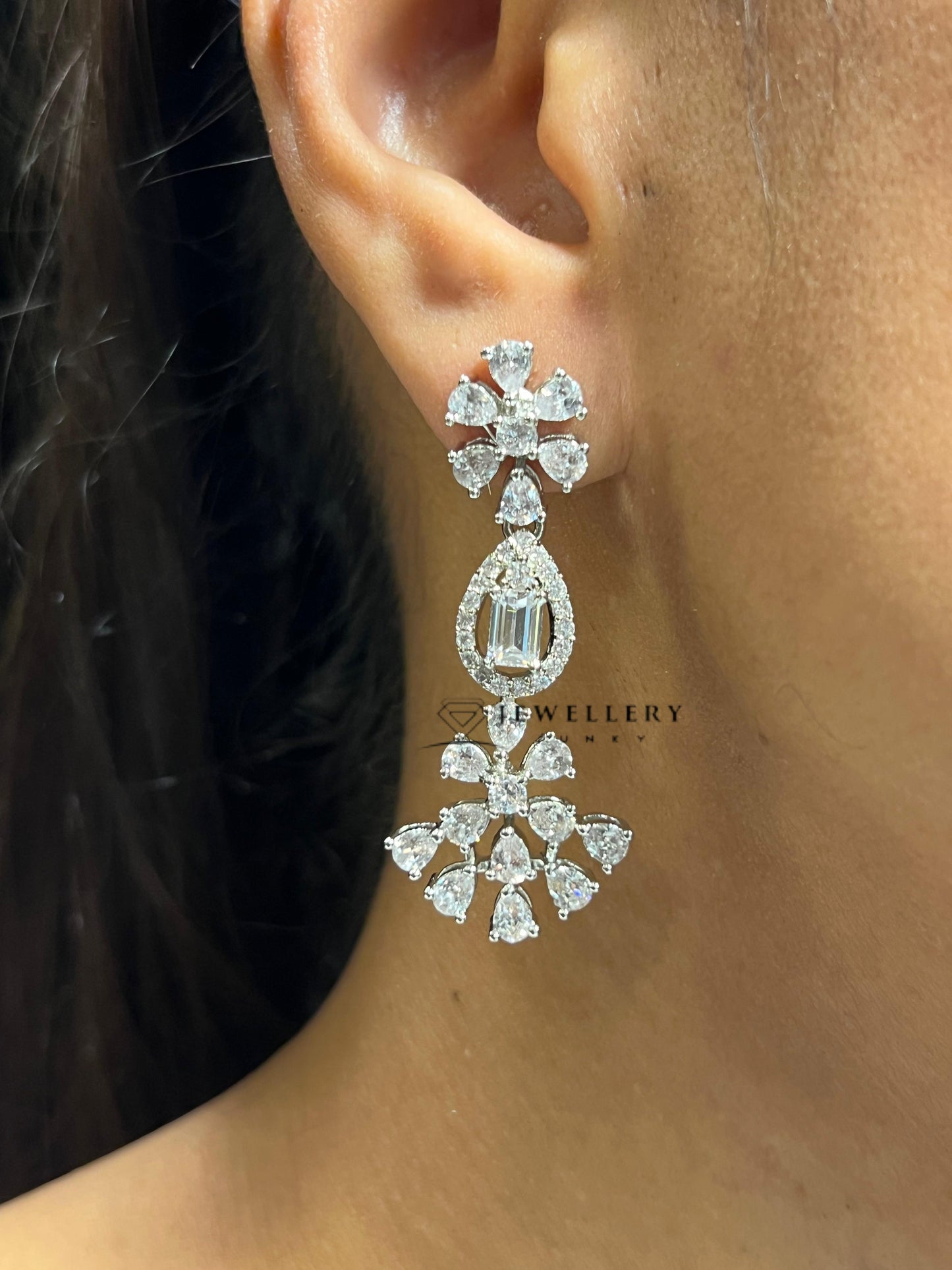 KHALEESI DIAMOND NECKLACE