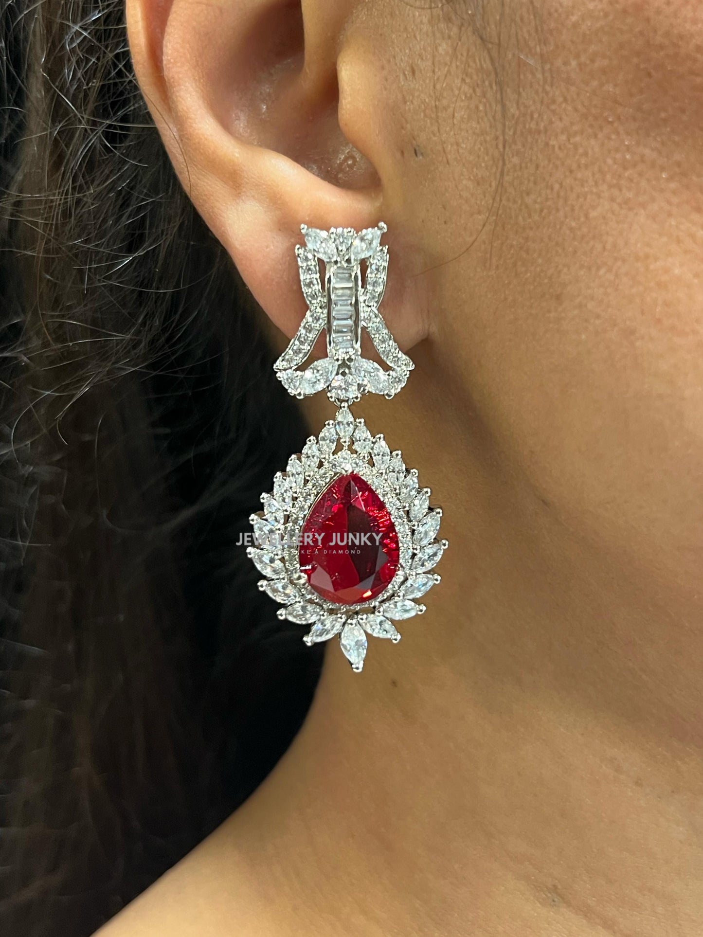 ARUNIMA DIAMOND NECKLACE N-1224