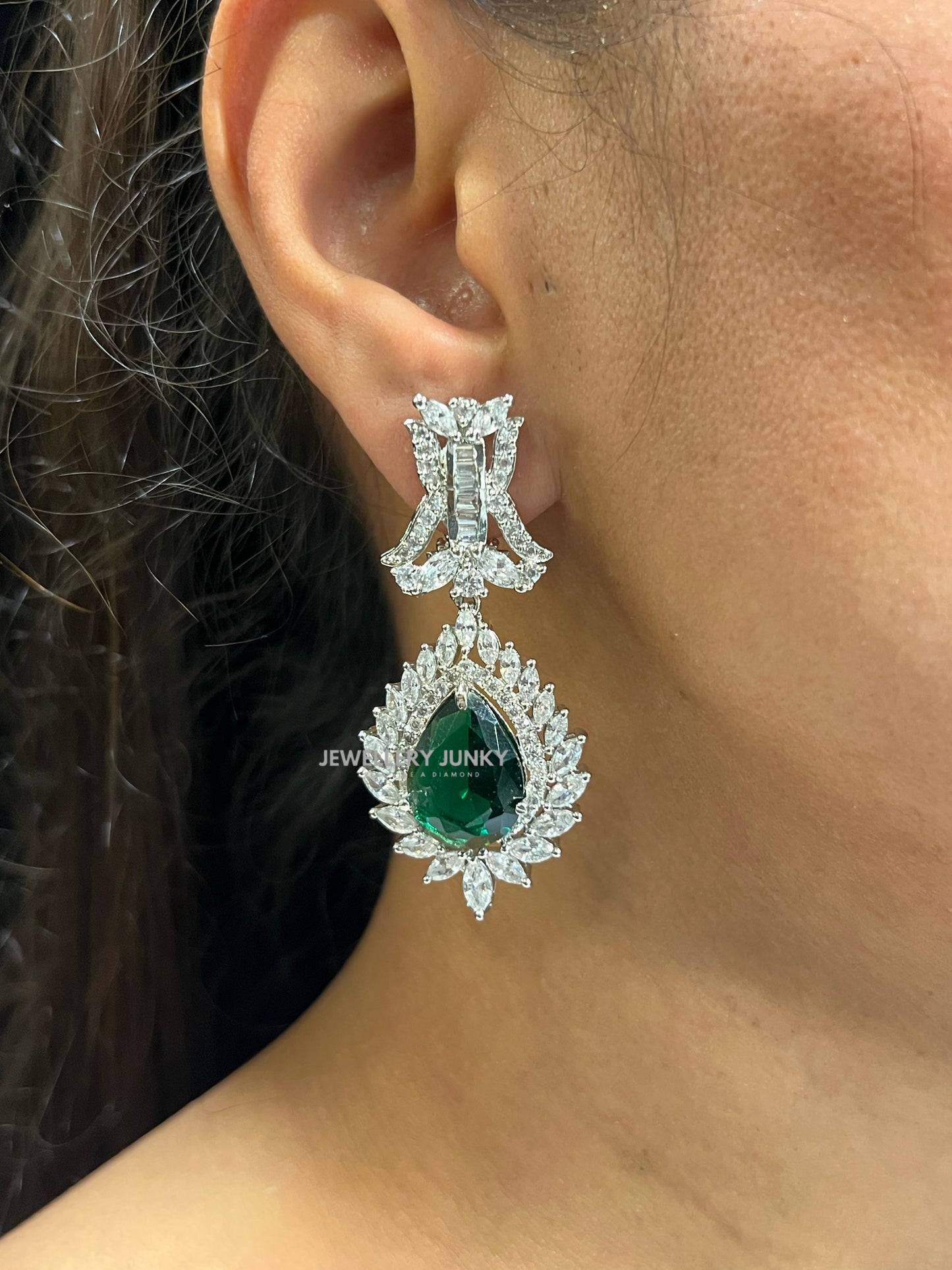 ARUNIMA DIAMOND NECKLACE N-1224