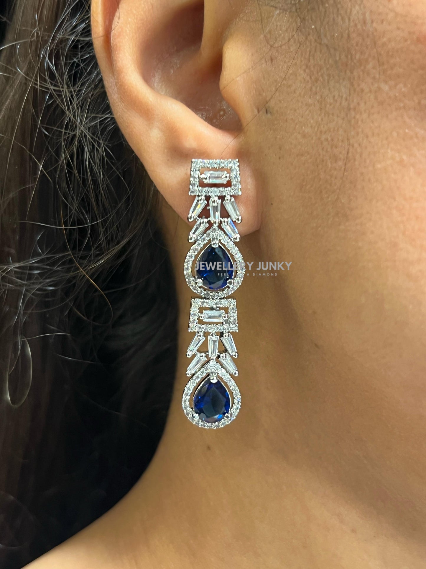TAYTUM DIAMOND NECKLACE