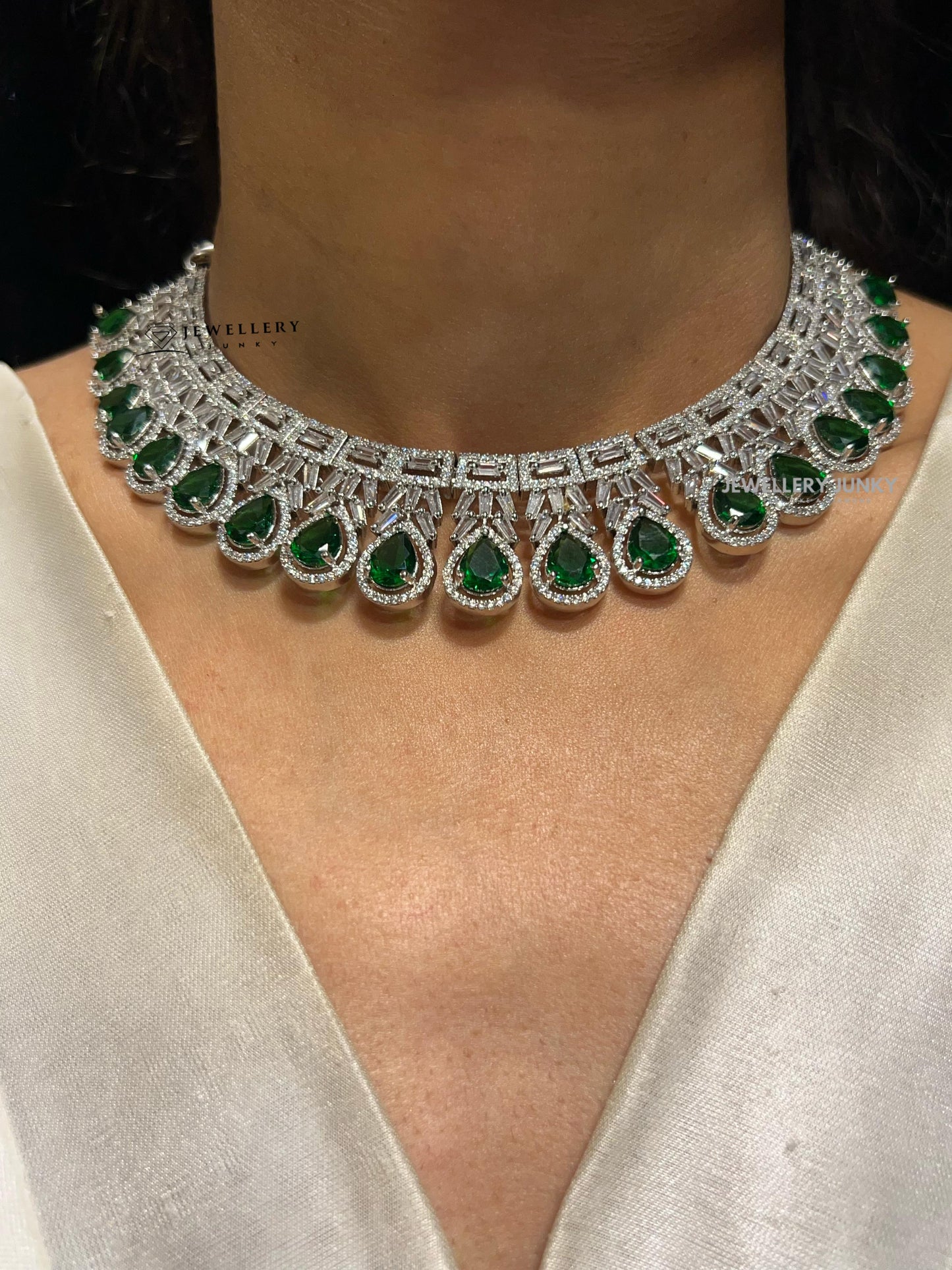TAYTUM DIAMOND NECKLACE