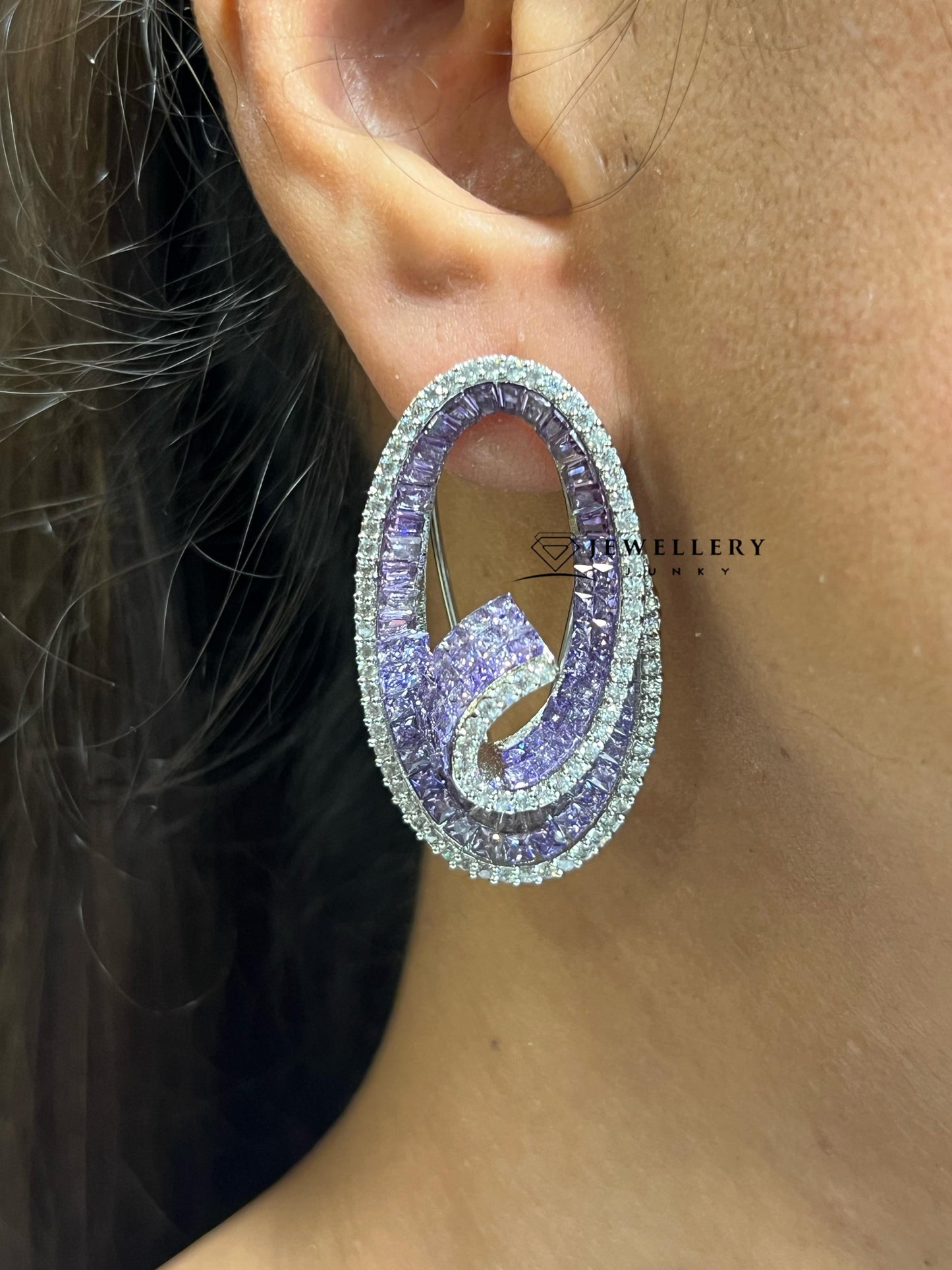 ANNALISE DIAMOND EARRING E-1459