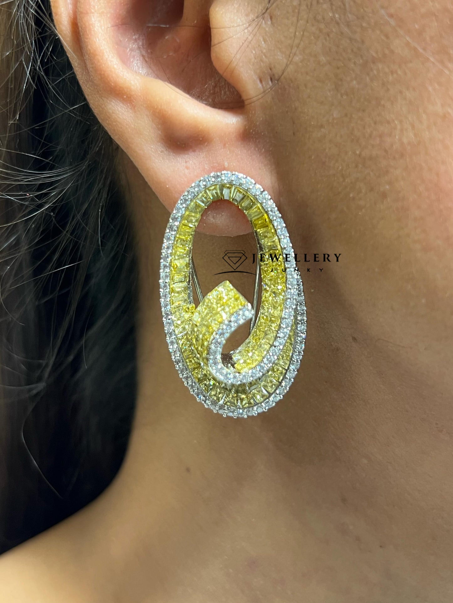 ANNALISE DIAMOND EARRING E-1459