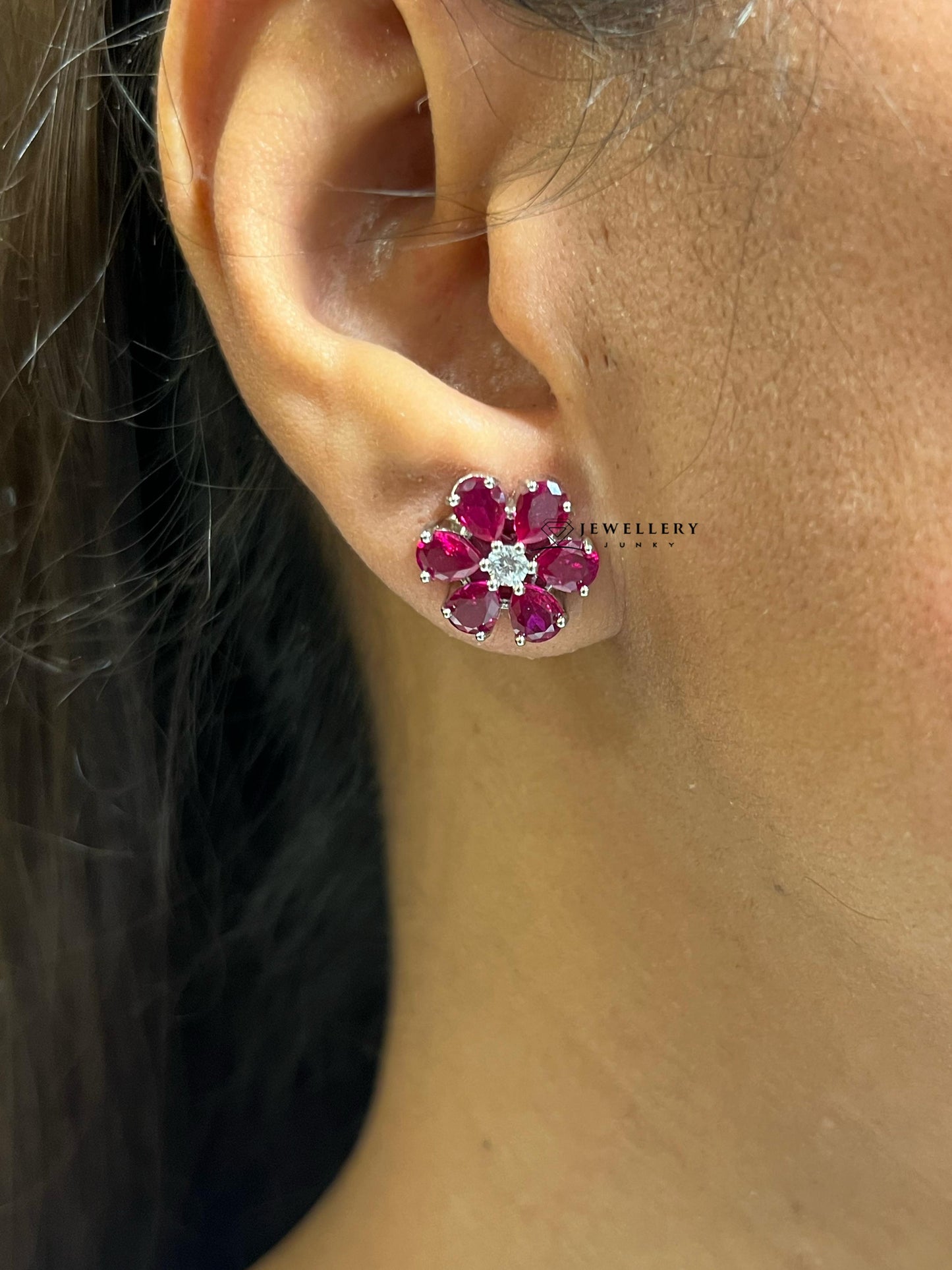 AADYA DIAMOND NECKLACE