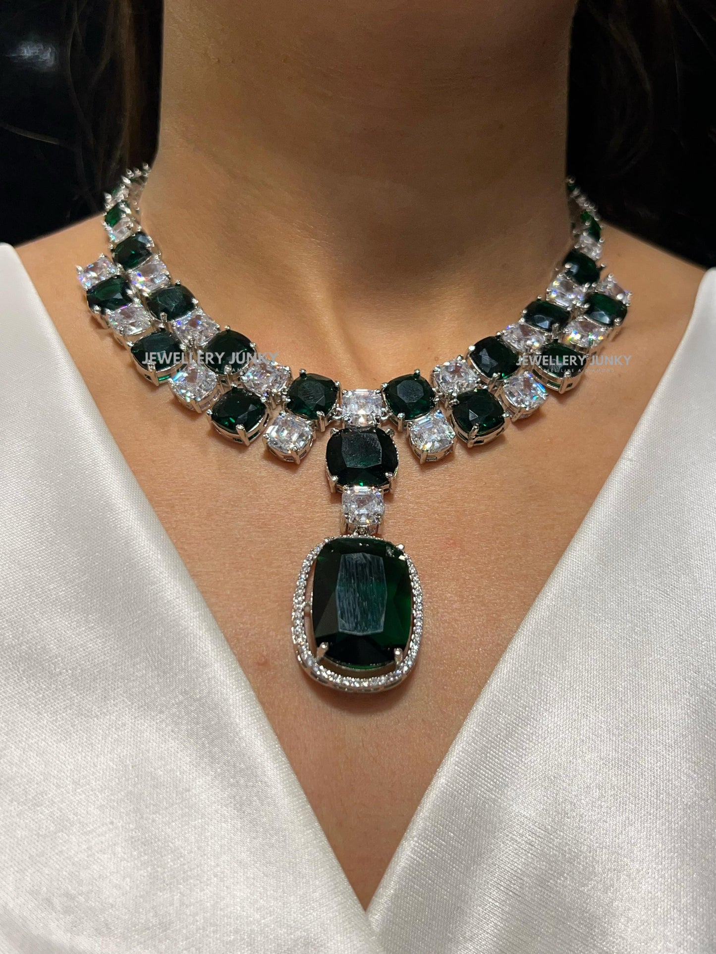 ROWAN DIAMOND NECKLACE N-1465