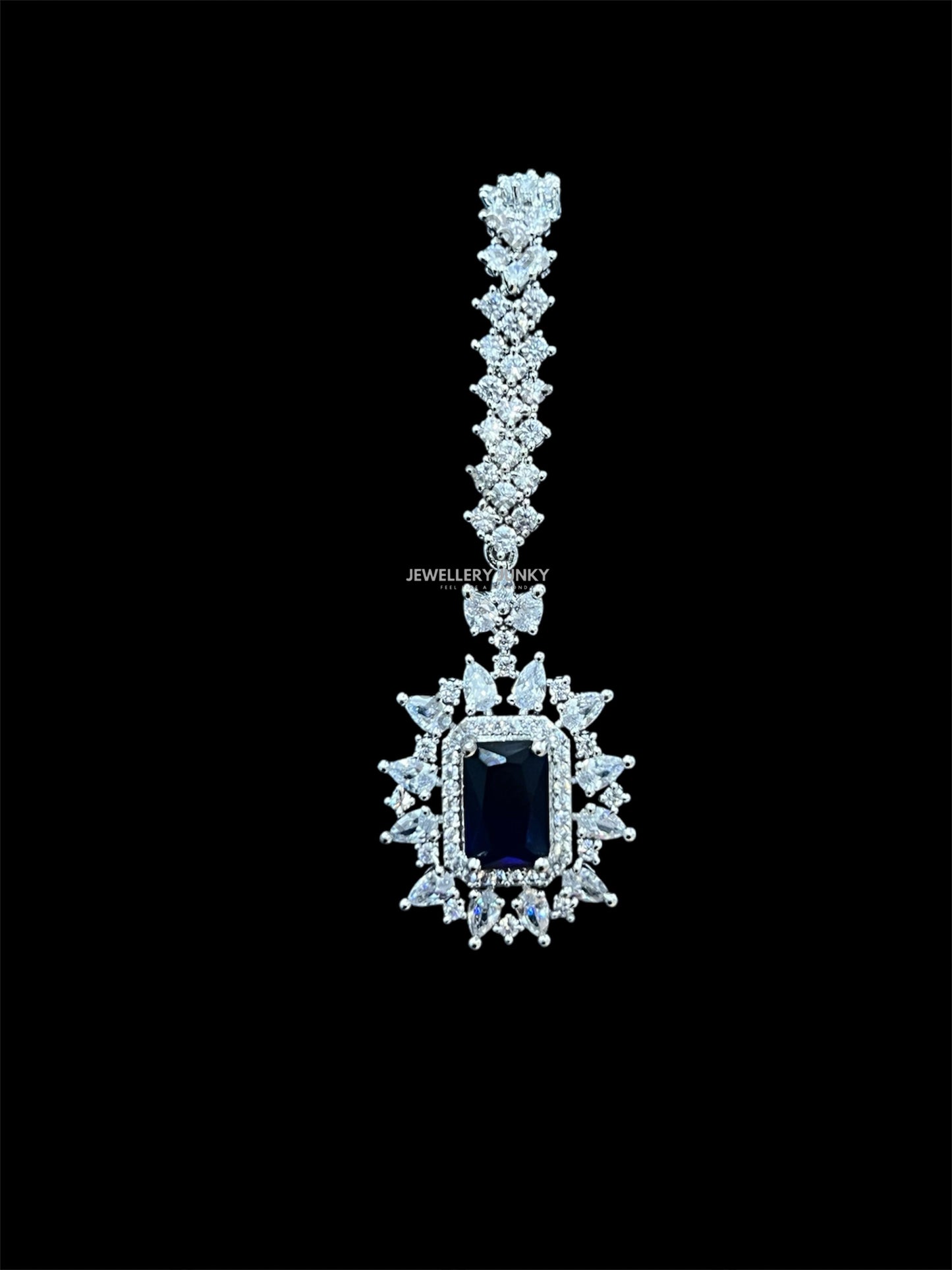RAHI DIAMOND NECKLACE