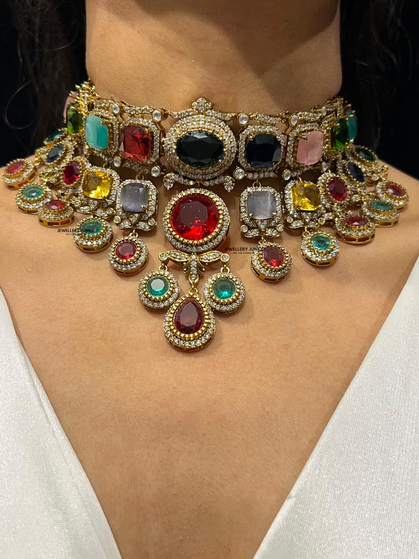 MEGHNA KUNDAN NECKLACE