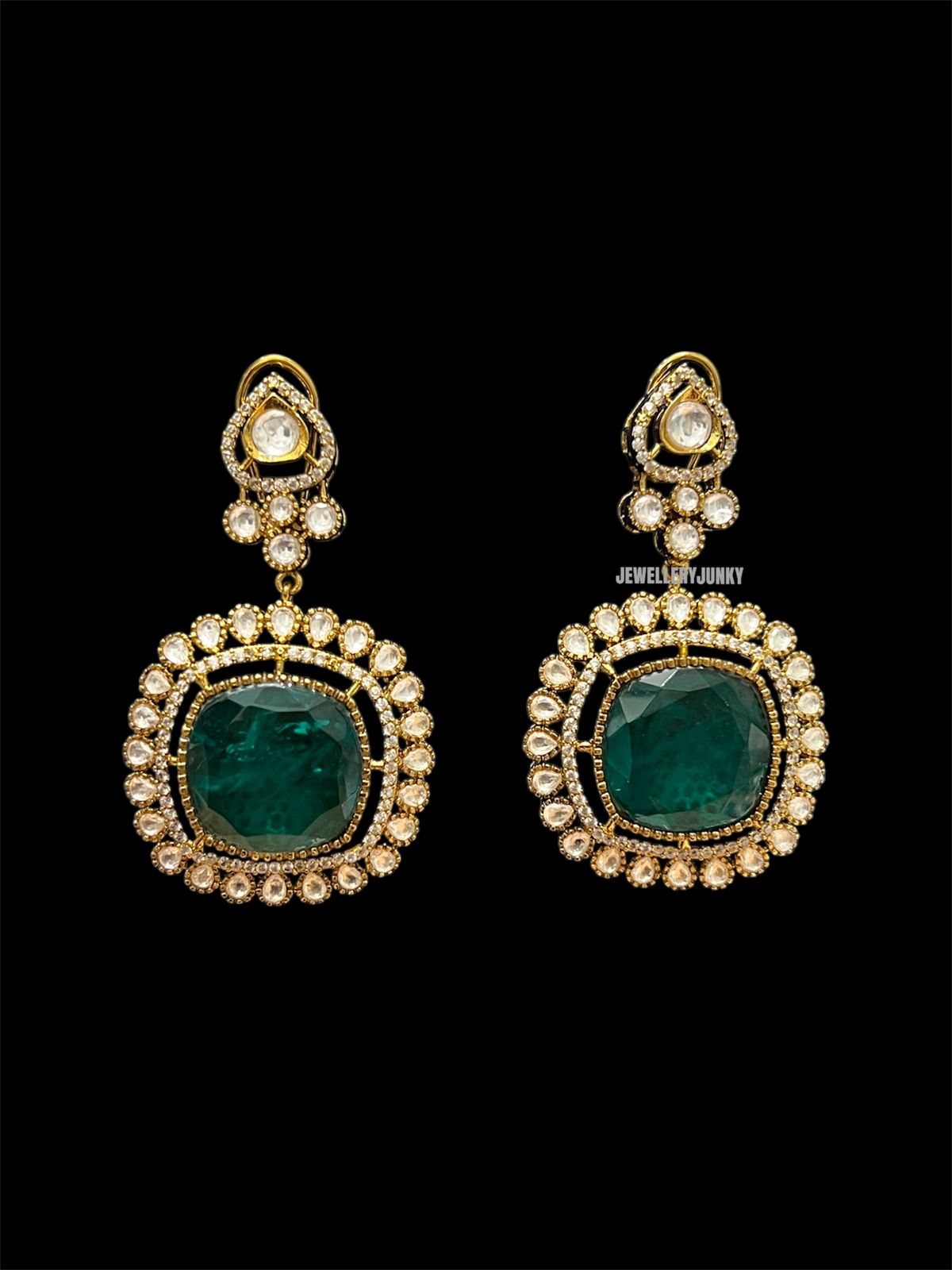 PRANTI KUNDAN NECKLACE