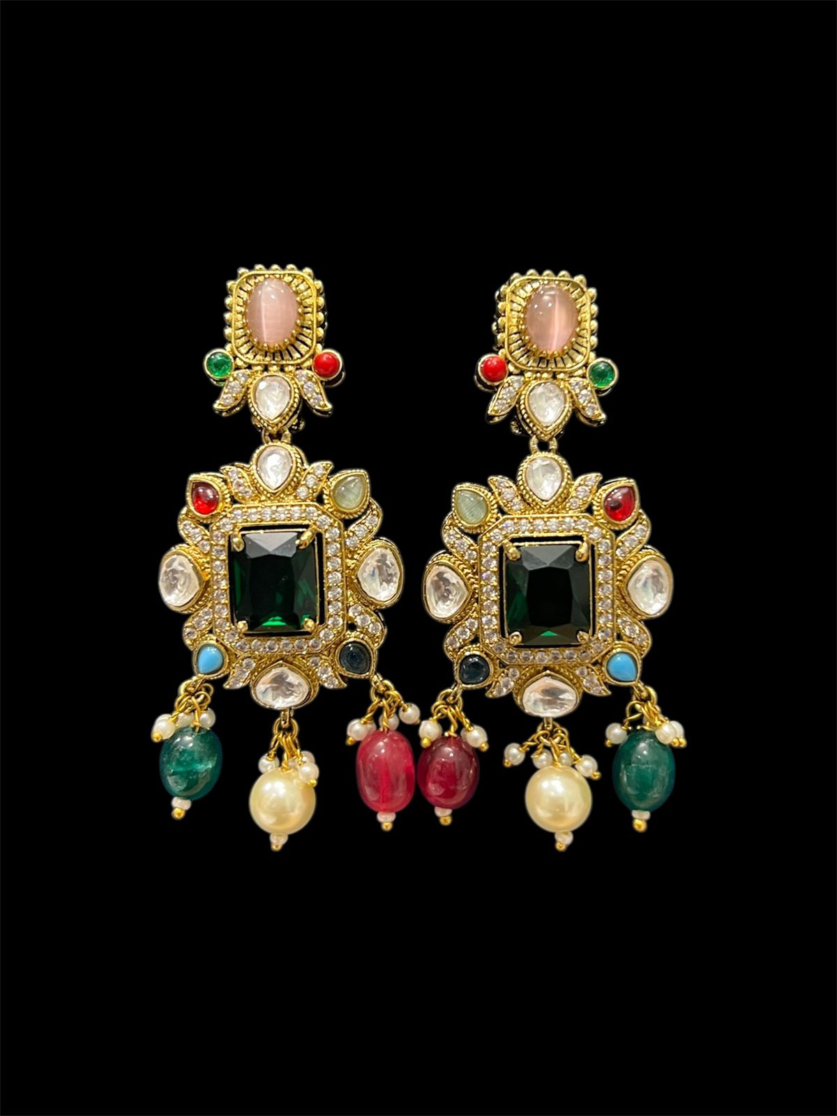 YAMINI KUNDAN NECKLACE