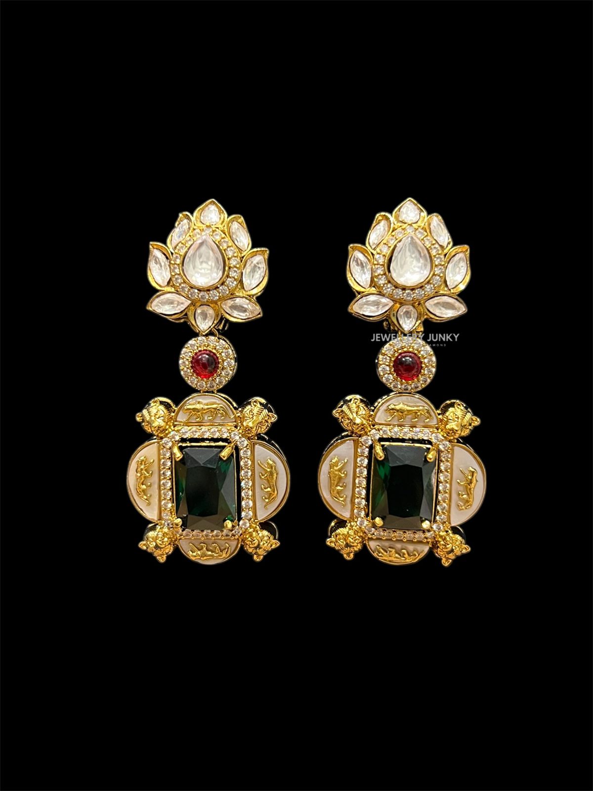 AMREEN KUNDAN NECKLACE