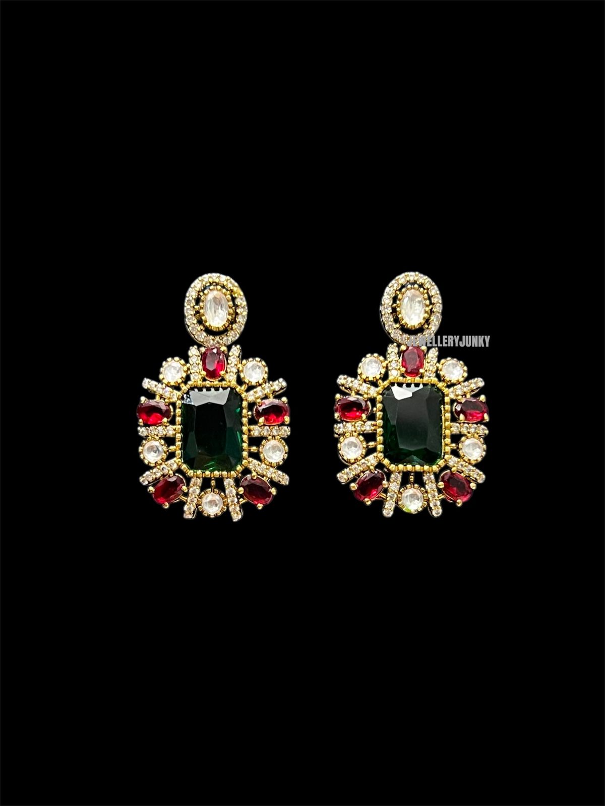 AMNA KUNDAN NECKLACE