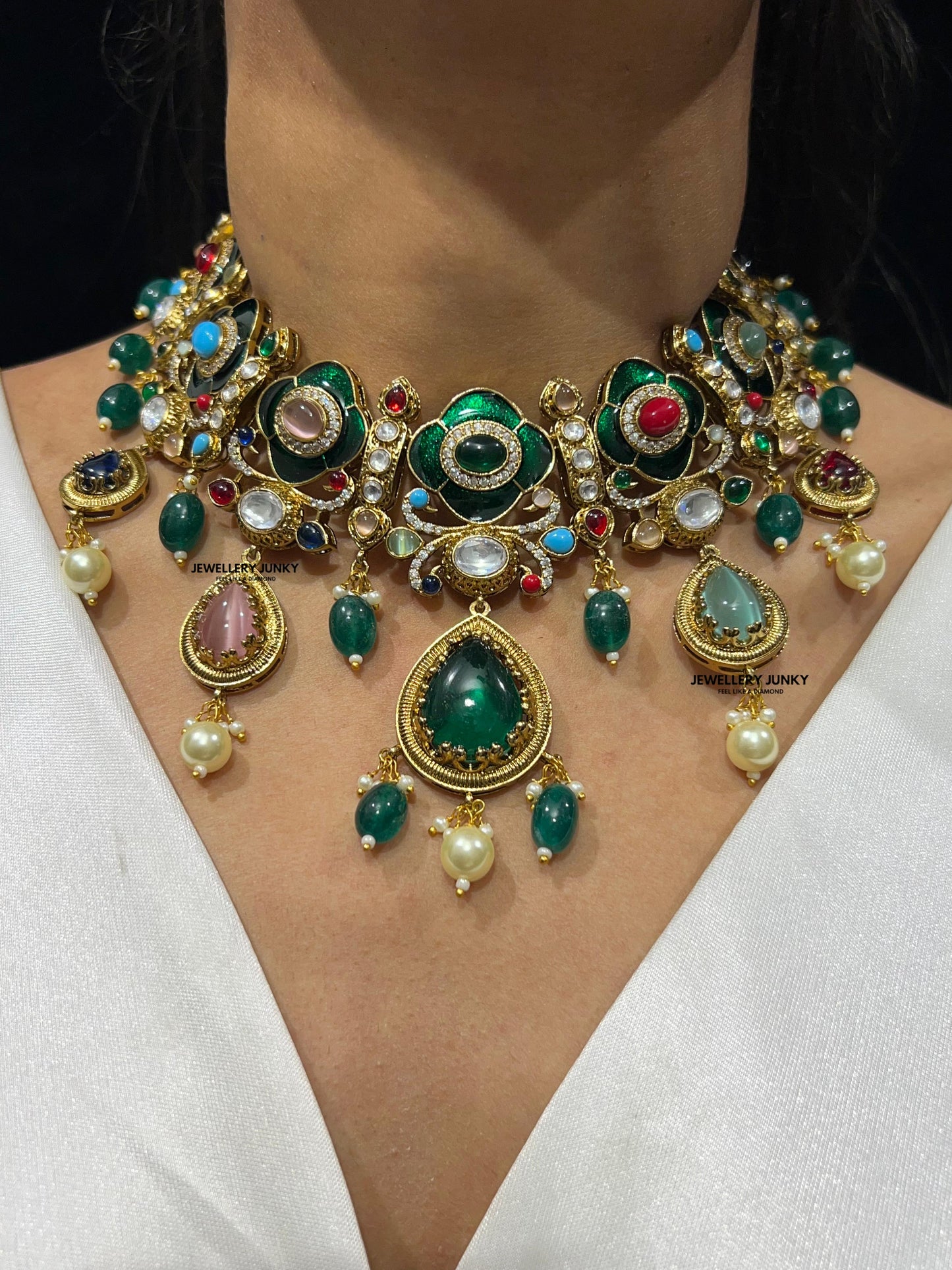 FADIA KUNDAN NECKLACE