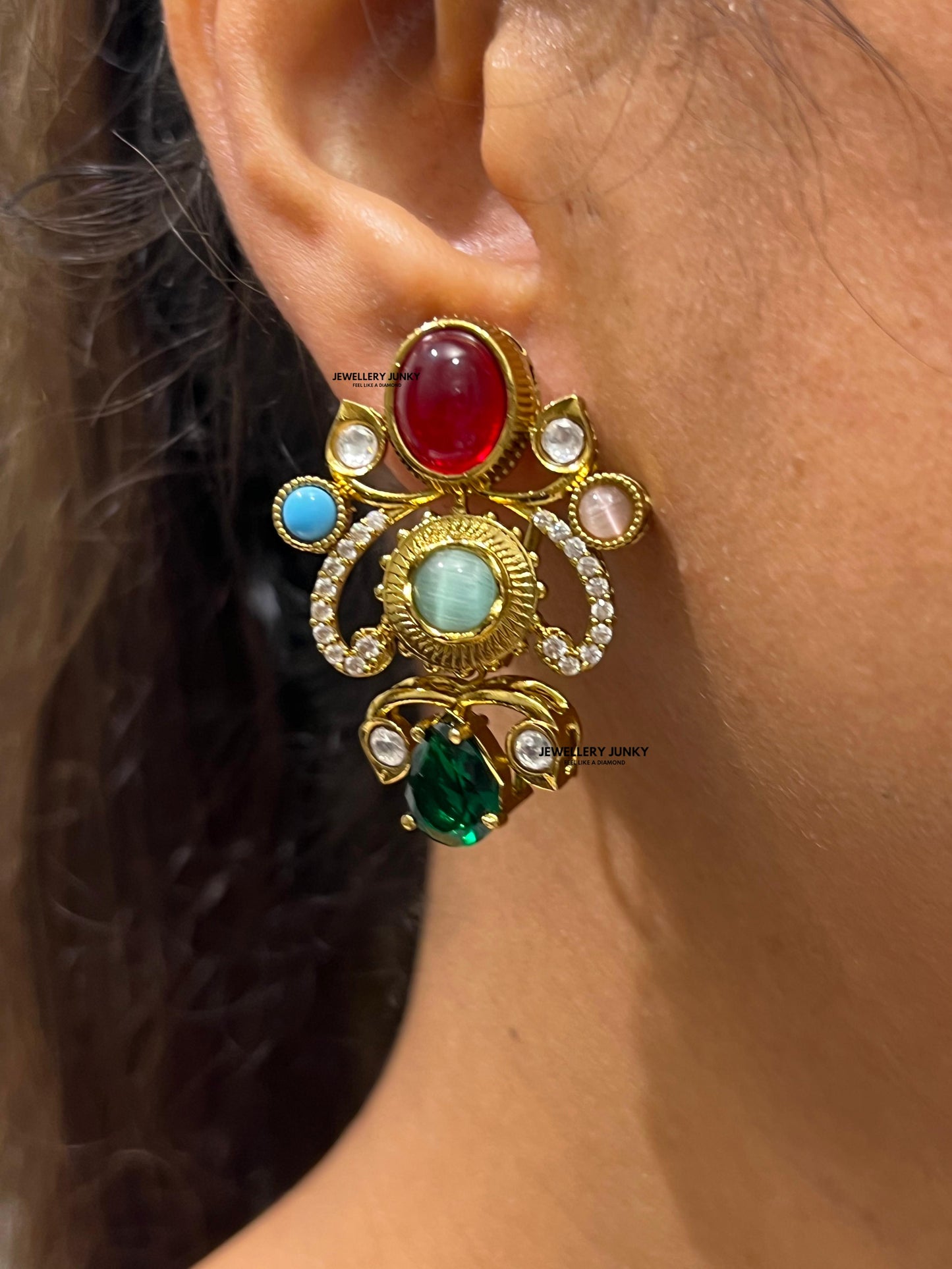 HAFSA KUNDAN NECKLACE