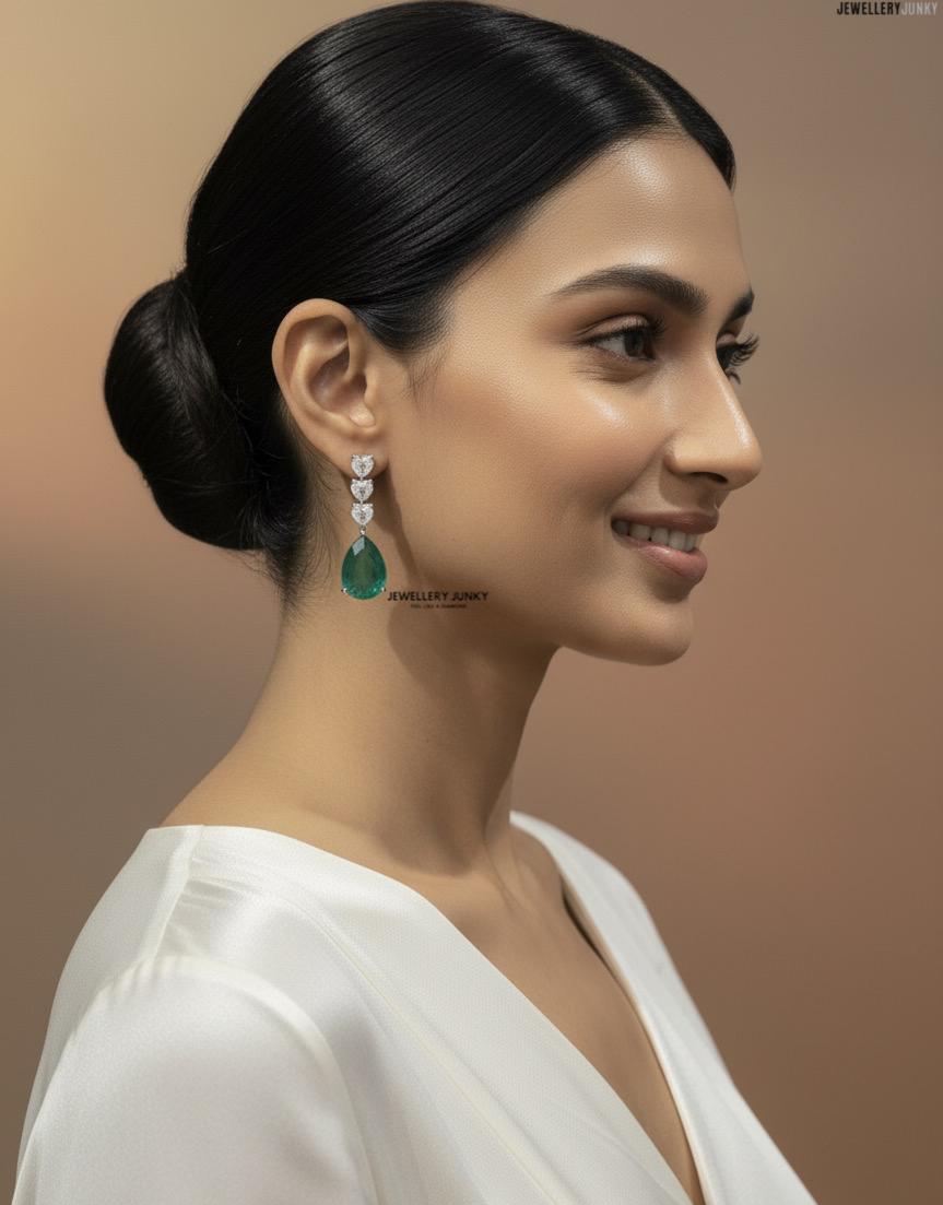 KIYANA DIAMOND NECKLACE