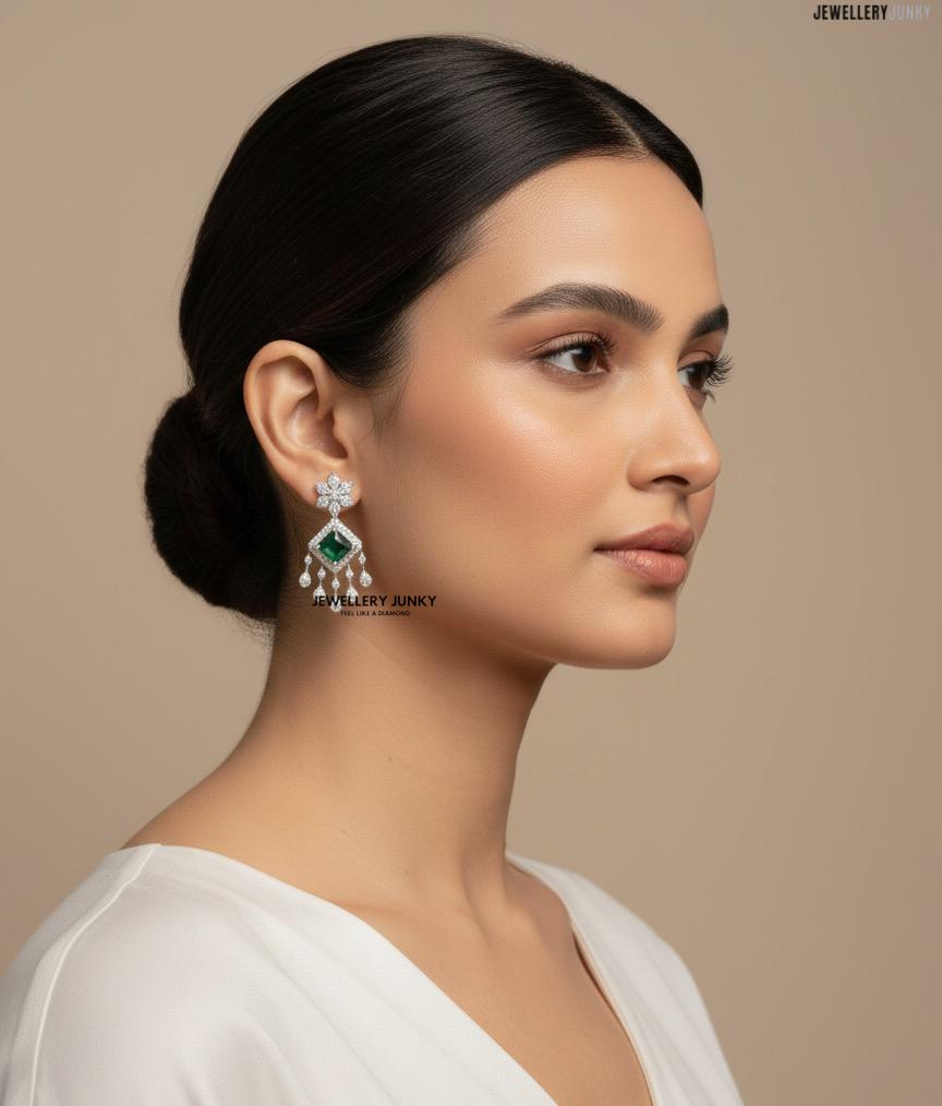 TVESA DIAMOND NECKLACE