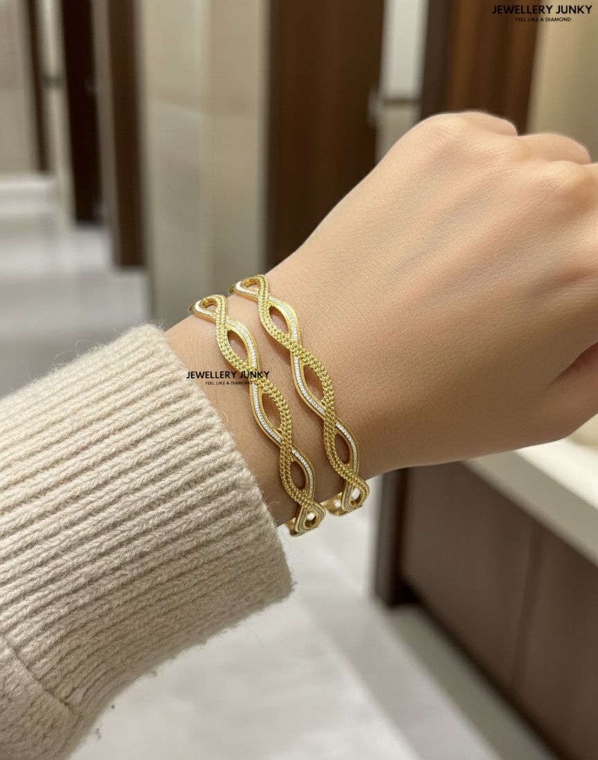 BIANA GOLD BANGLES
