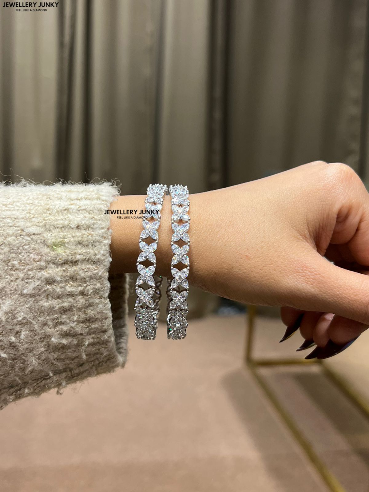 ATHIRA DIAMOND BANGLES