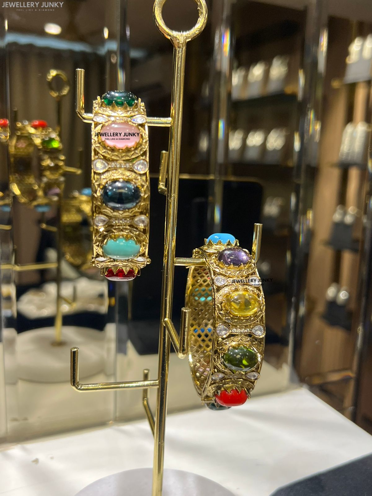 SUHASANI KUNDAN BANGLE